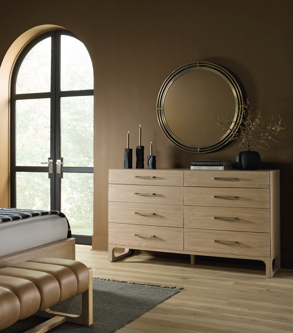 Banyon Bay Eight Drawer Dresser