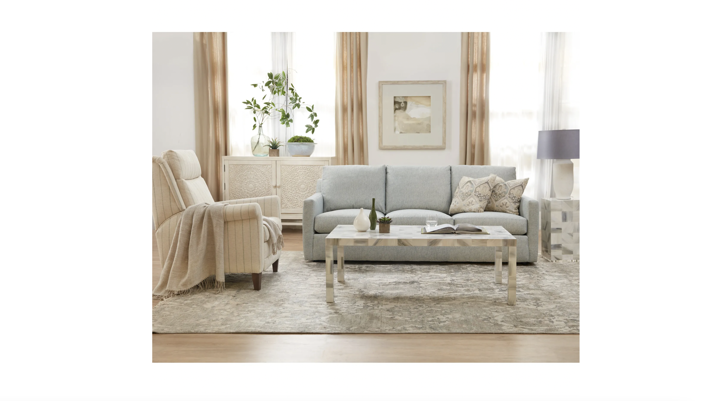 Customizable Daxton Sofa