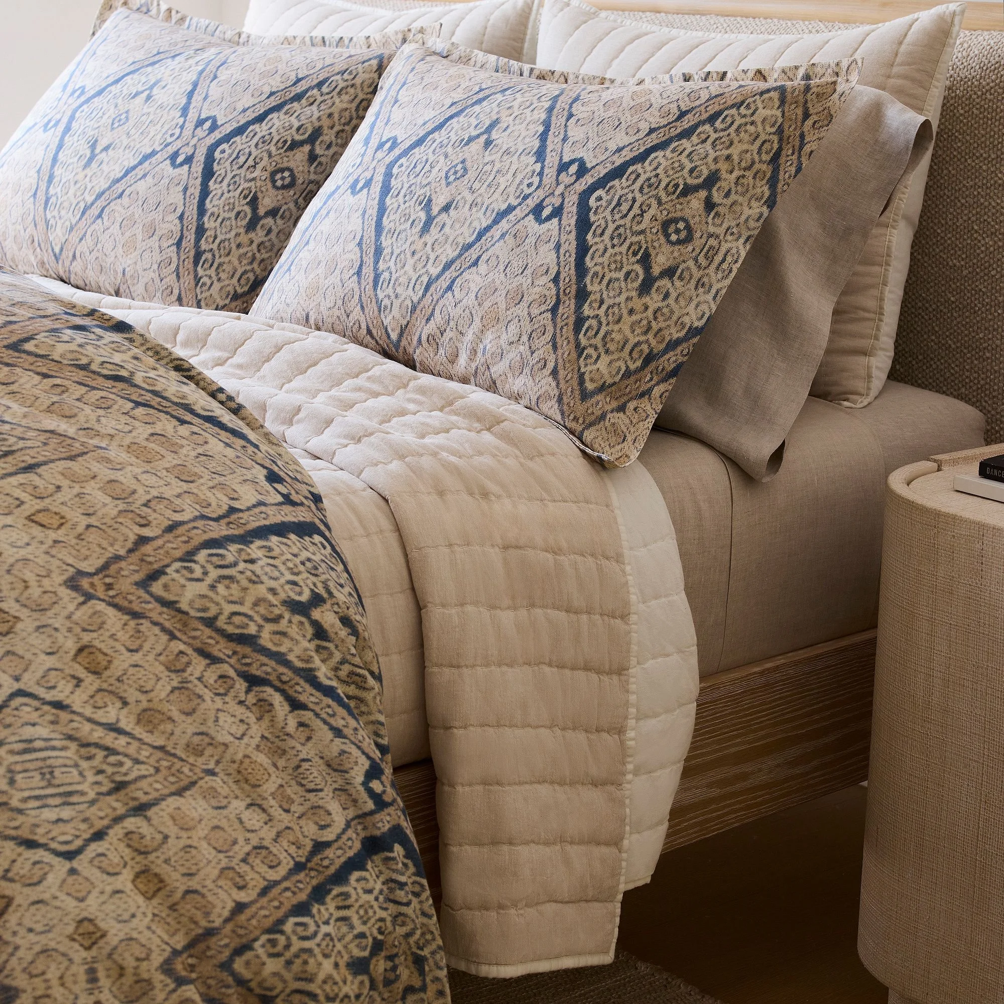 peyton-ikat-duvet-cover-shams-xl (1).jpg