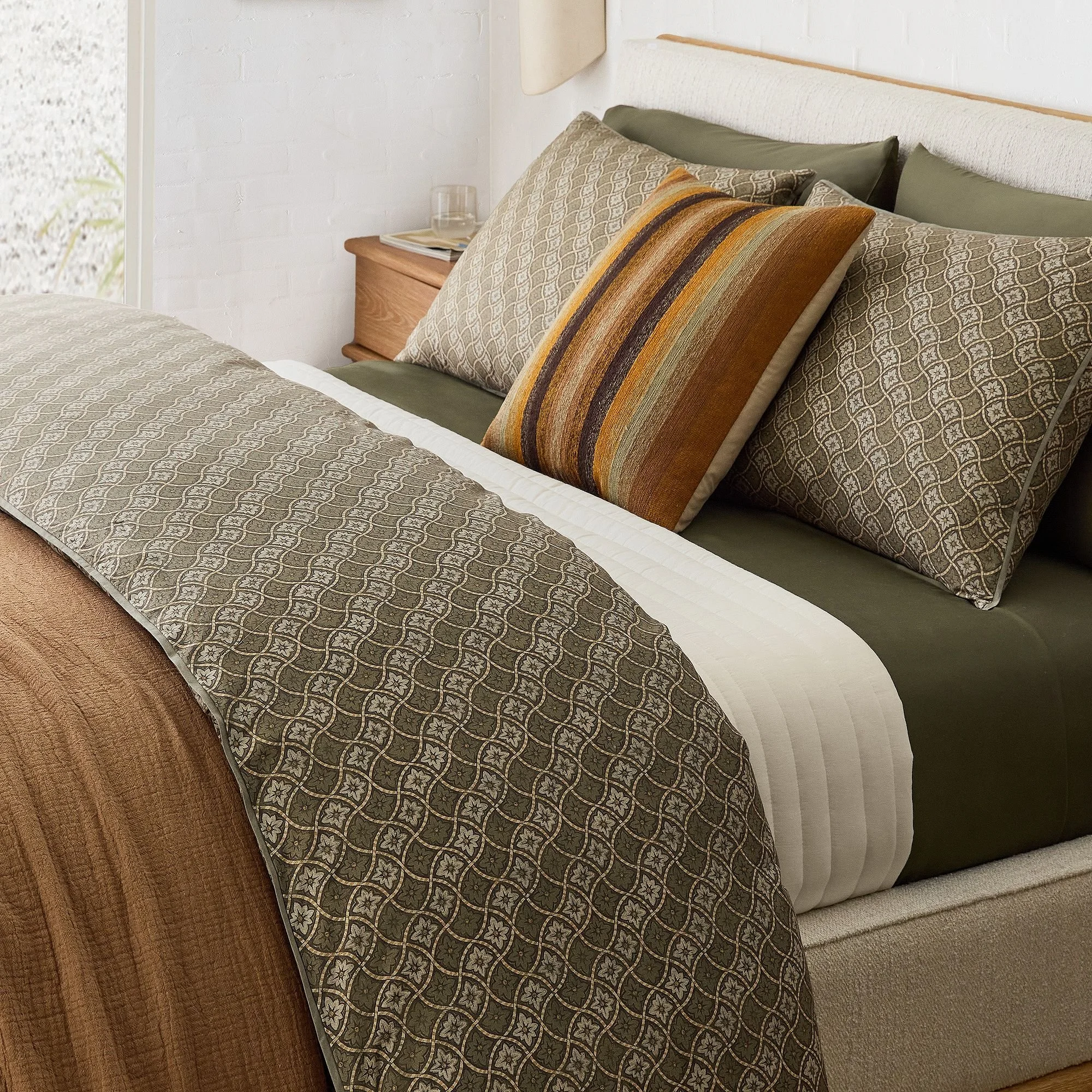 diamond-lattice-floral-duvet-cover-shams-2-xl (2).jpg