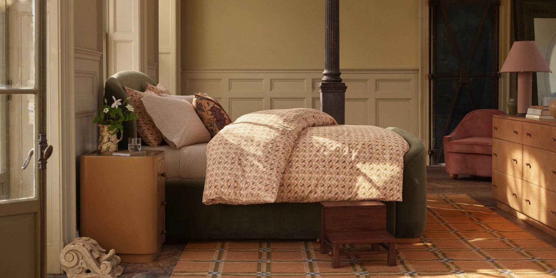 WE_P&W Lattice Bedding.jpeg