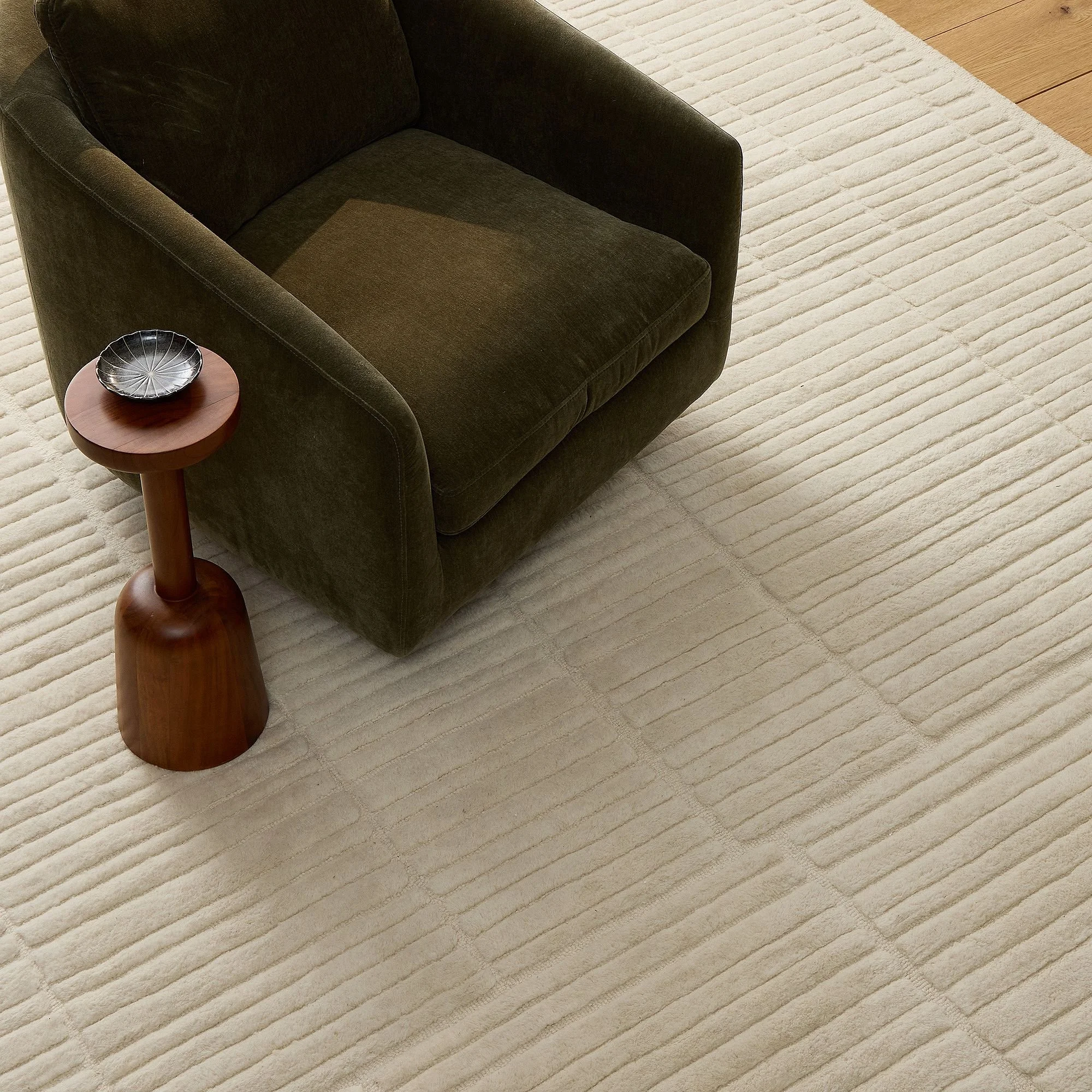 textured-tile-wool-rug-xl.jpg