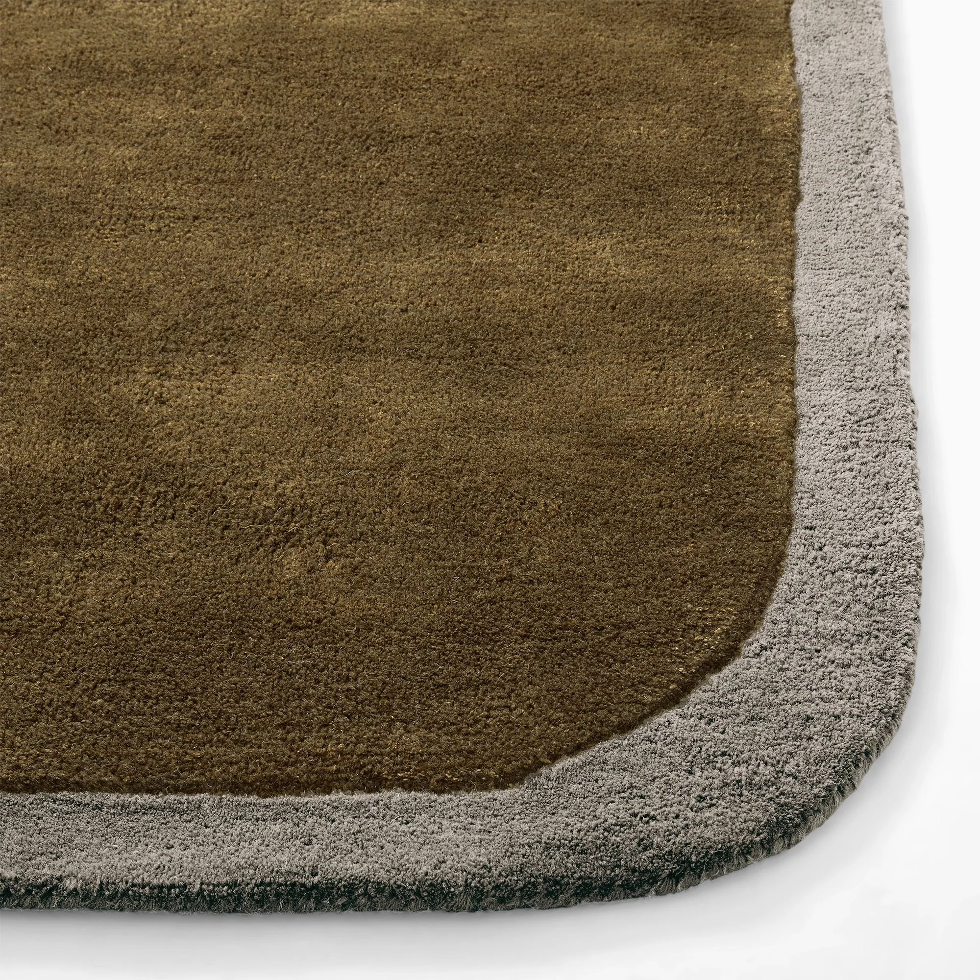 balsa-wool-tencel-rug-1-xl (1).jpg