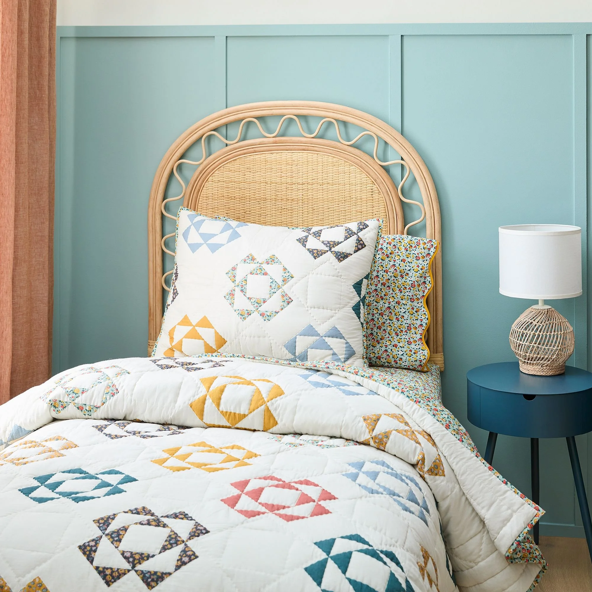 misha-puff-patchwork-triangle-quilt-shams-xl (1).jpg