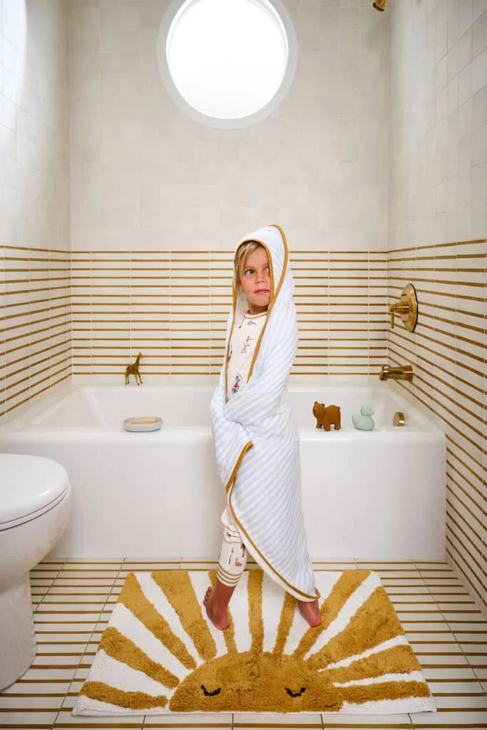 pl-sss-kids-holiday-bathroomm-683x1024.jpg