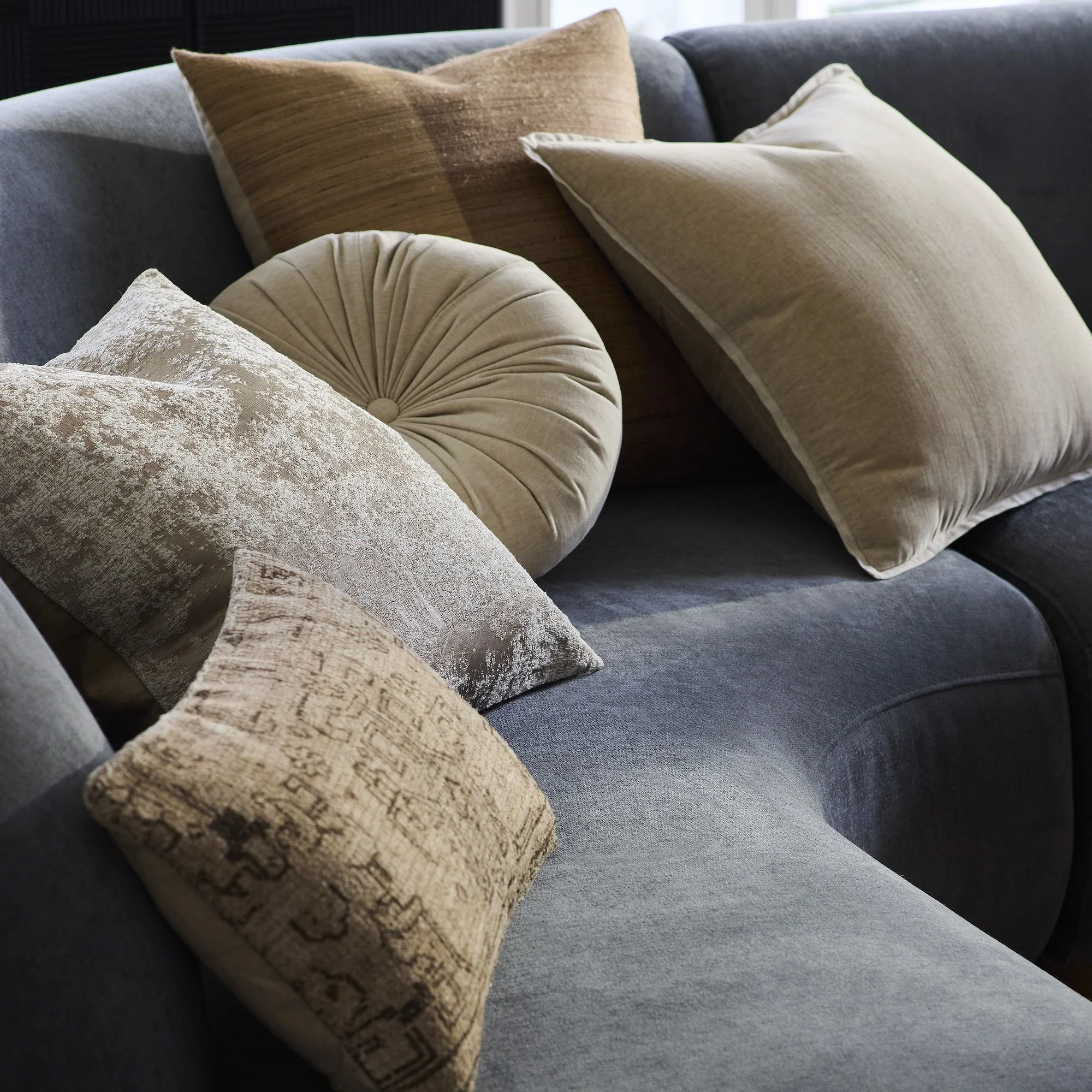 classic-cotton-velvet-pillow-cover-xl.jpg
