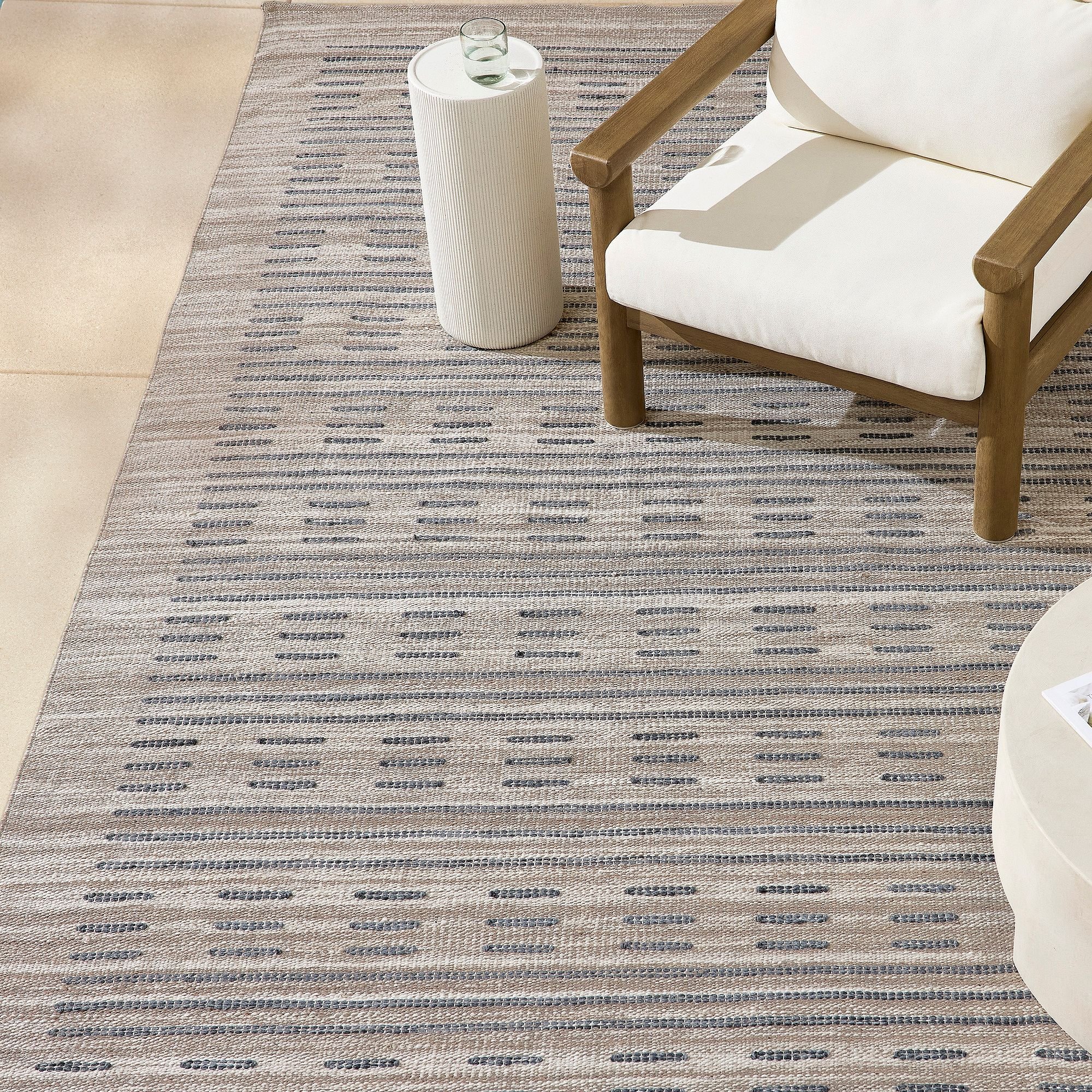 dashed-stripe-outdoor-performance-rug-xl.jpg