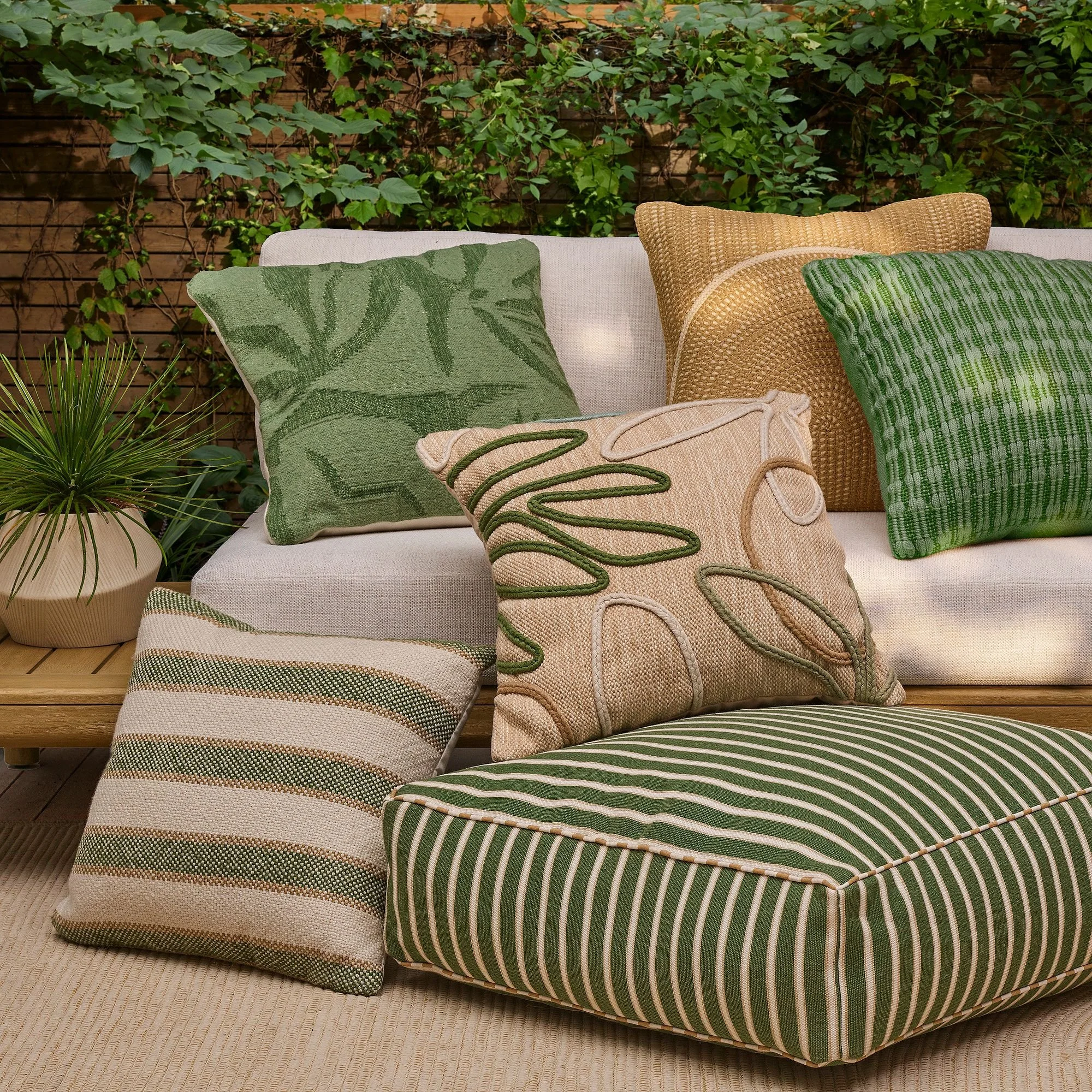 outdoor-chunky-linear-pillow-2-xl (1).jpg
