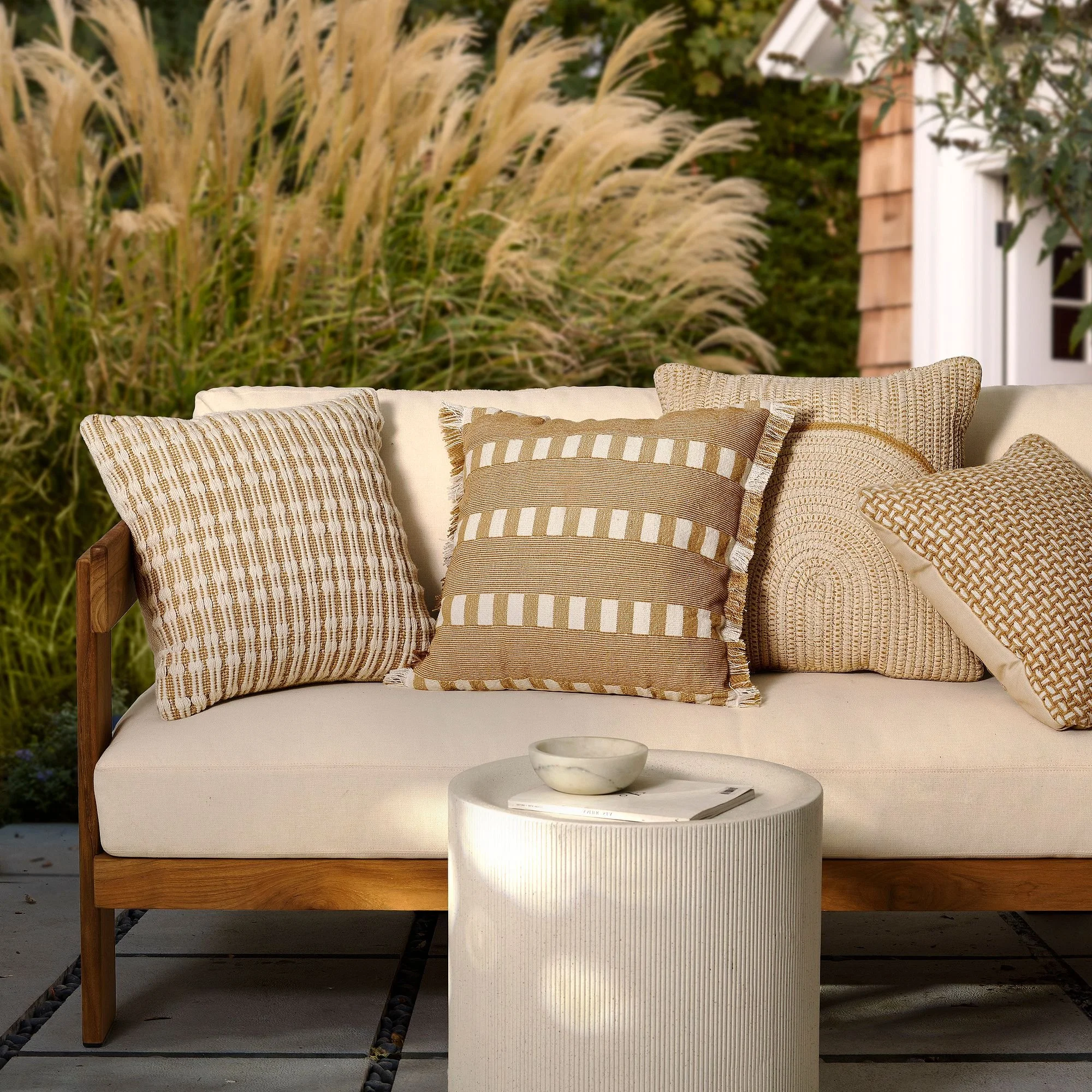 outdoor-chunky-linear-pillow-4-xl.jpg