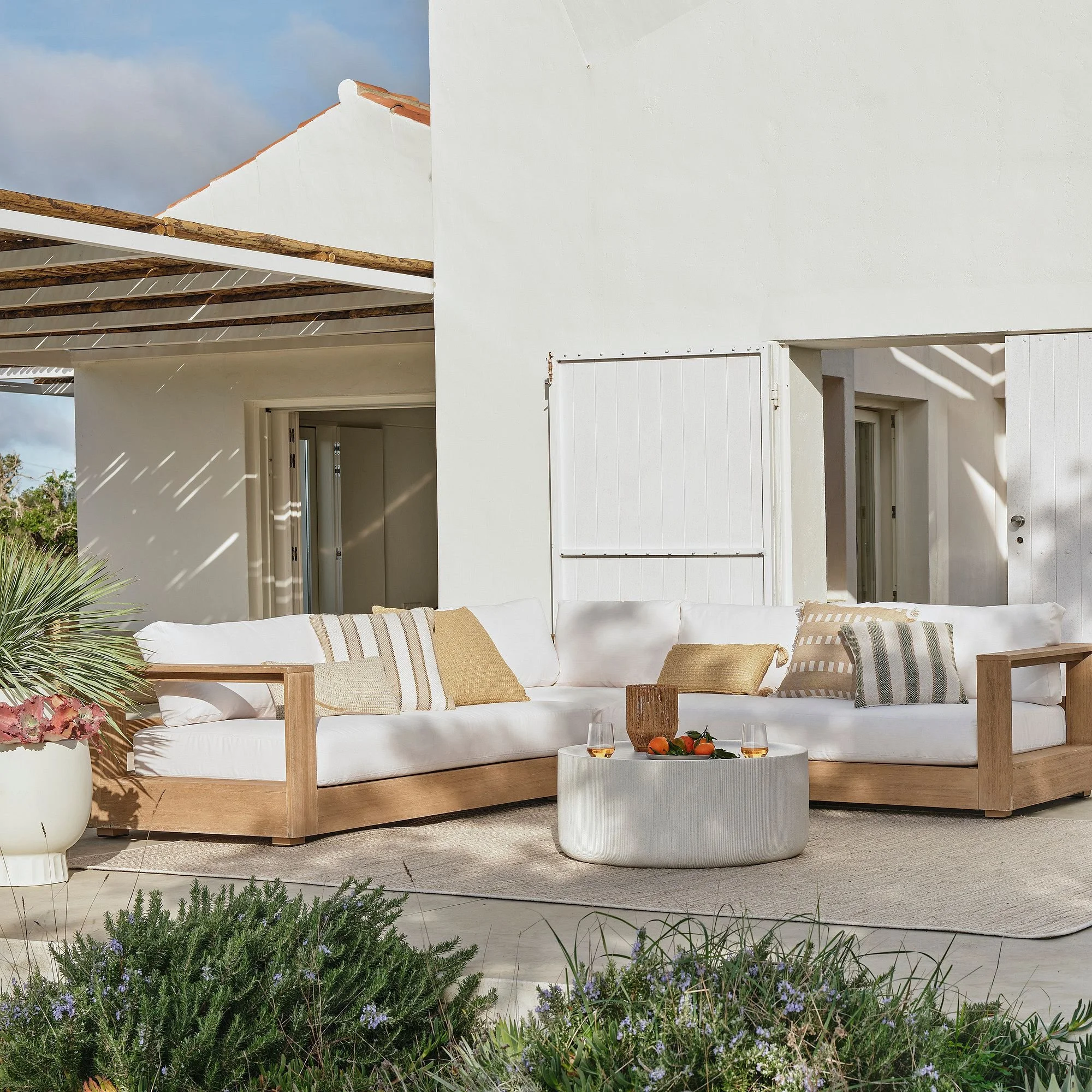 telluride-outdoor-3-piece-l-shaped-sectional-115-xl.jpg