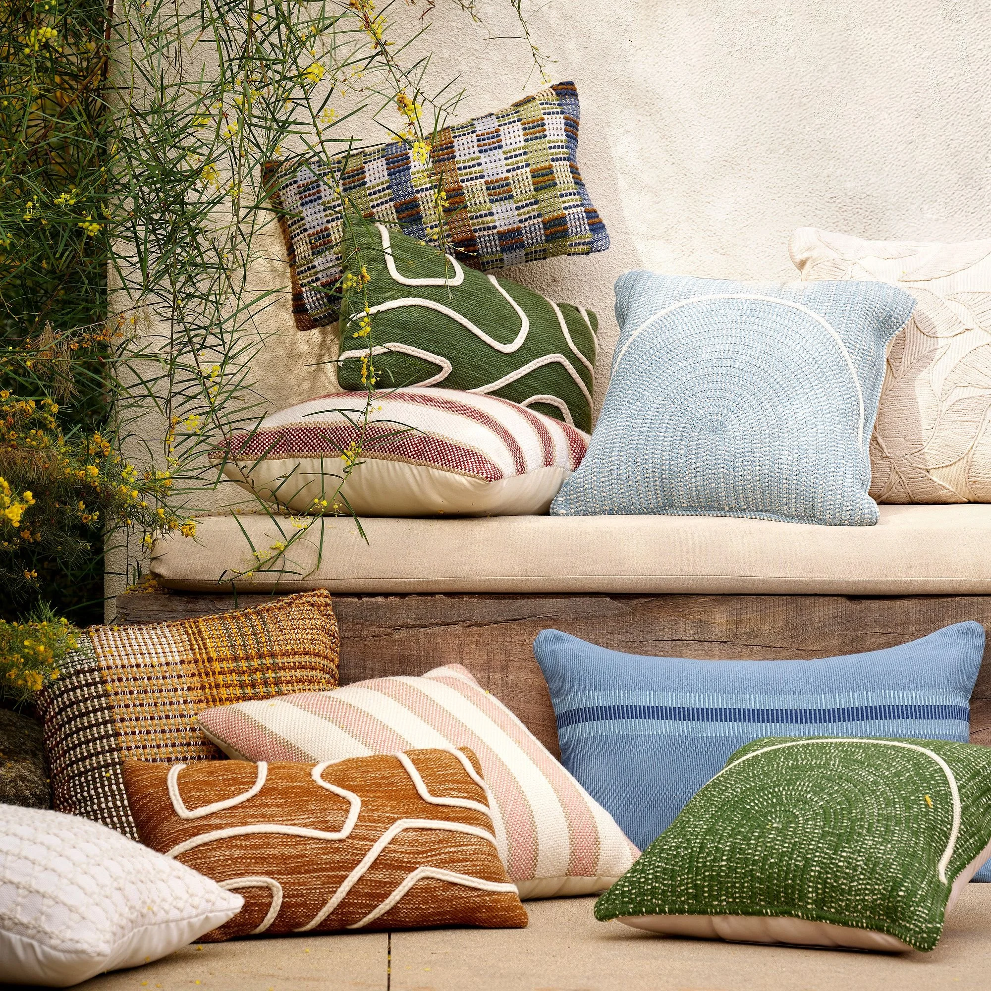 woven-arches-indoor-outdoor-pillow-xl.jpg