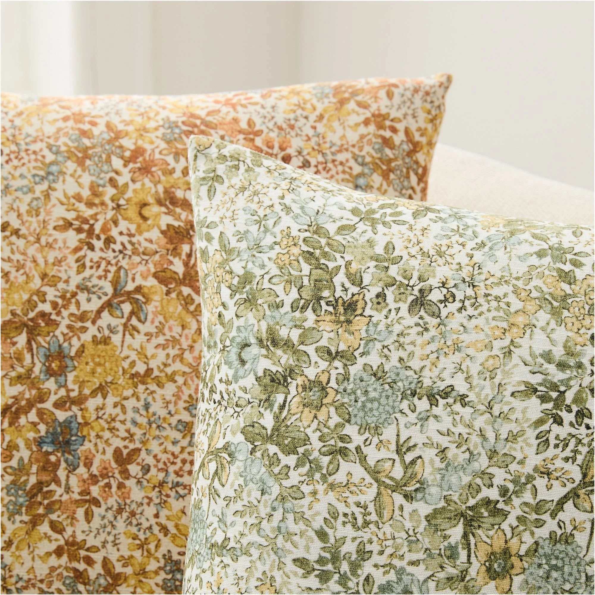 frankie-floral-pillow-cover-1-xl (1).jpg