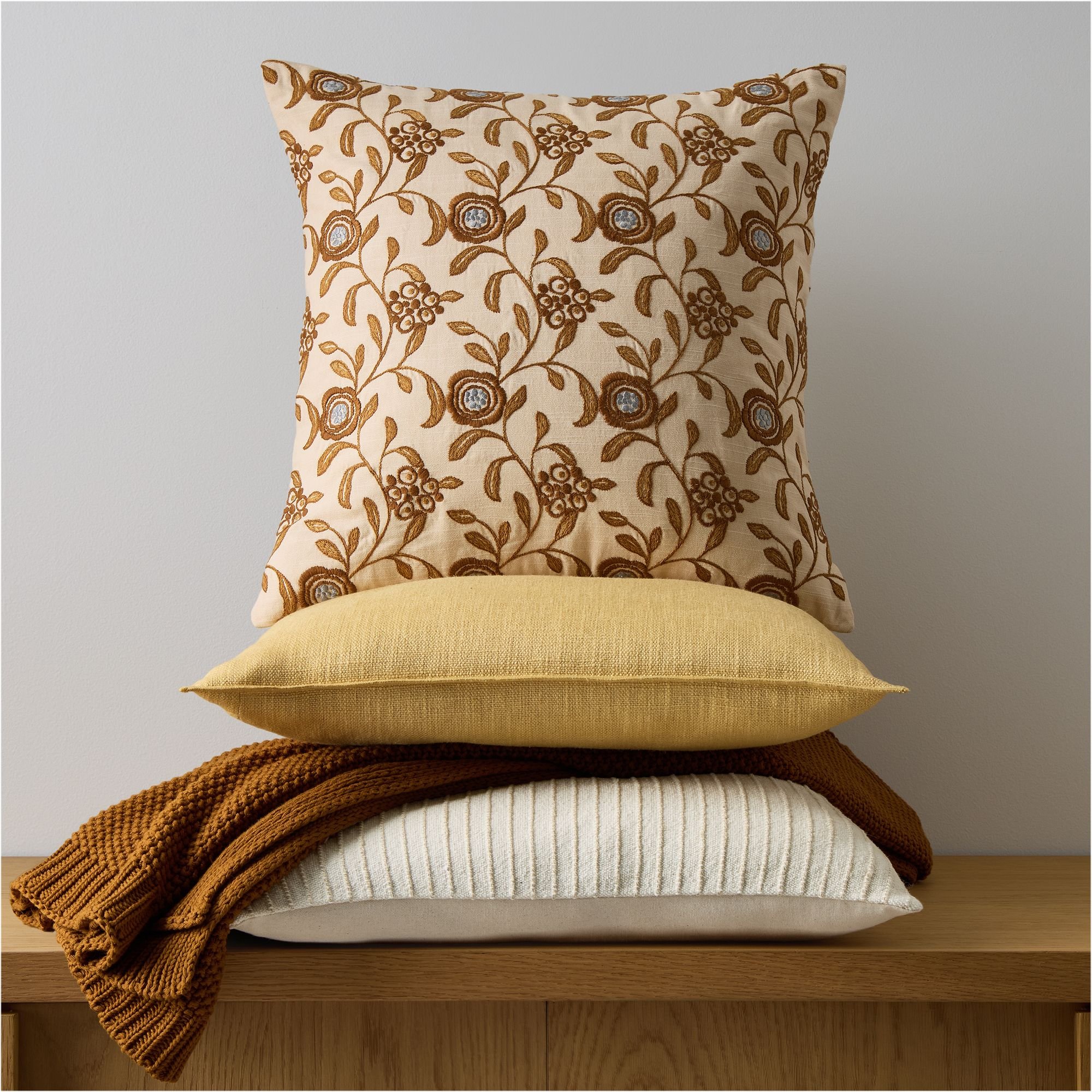 floral-vine-pillow-cover-1-xl (2).jpg