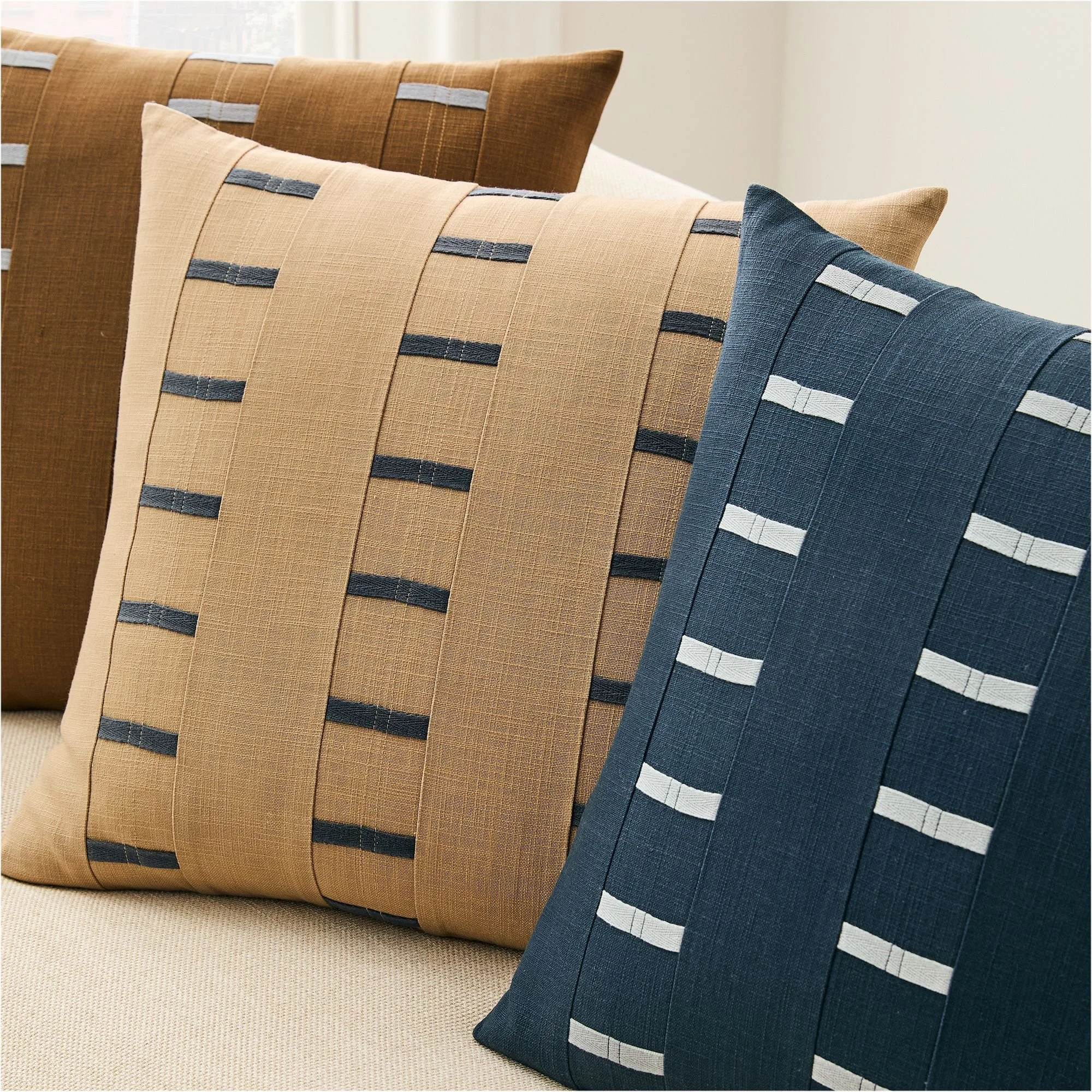blocked-taping-pillow-cover-1-xl (1).jpg