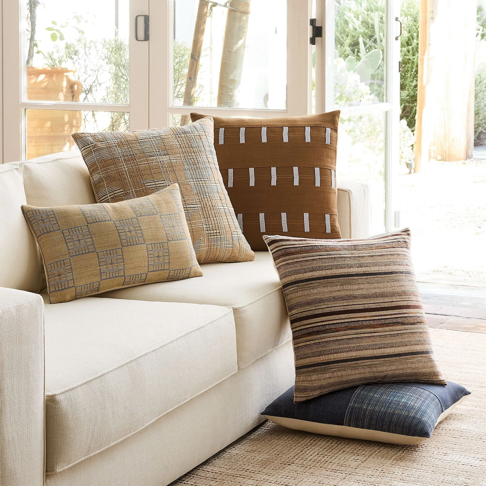 blocked-taping-pillow-cover-1-xl.jpg