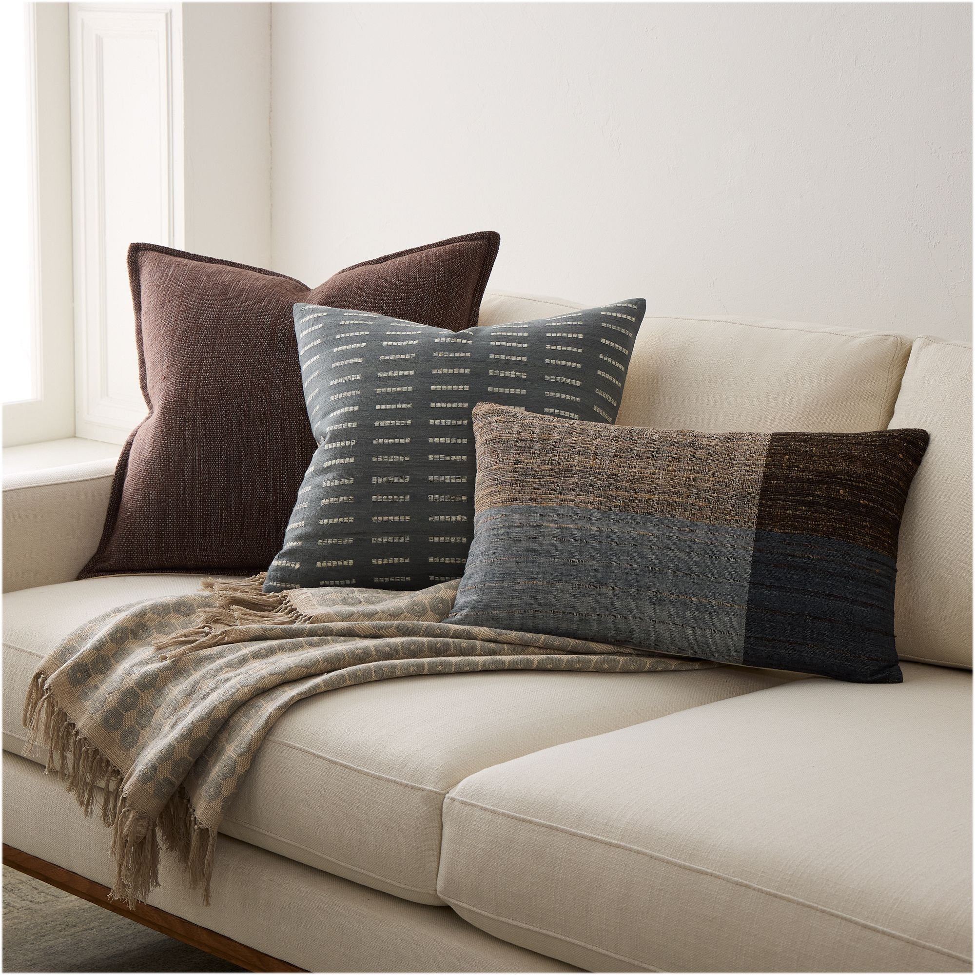 channeled-weave-pillow-cover-1-xl.jpg