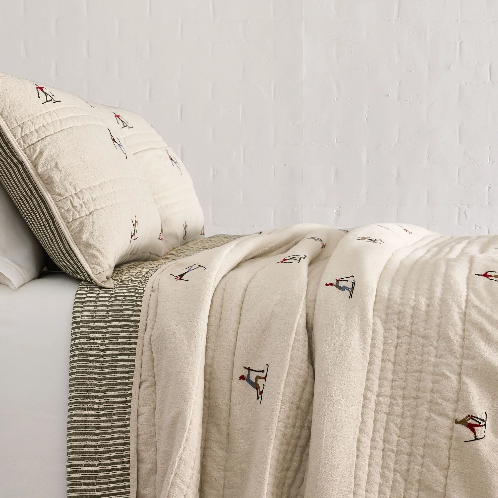 embroidered-skier-quilt-shams-1-xl.jpg