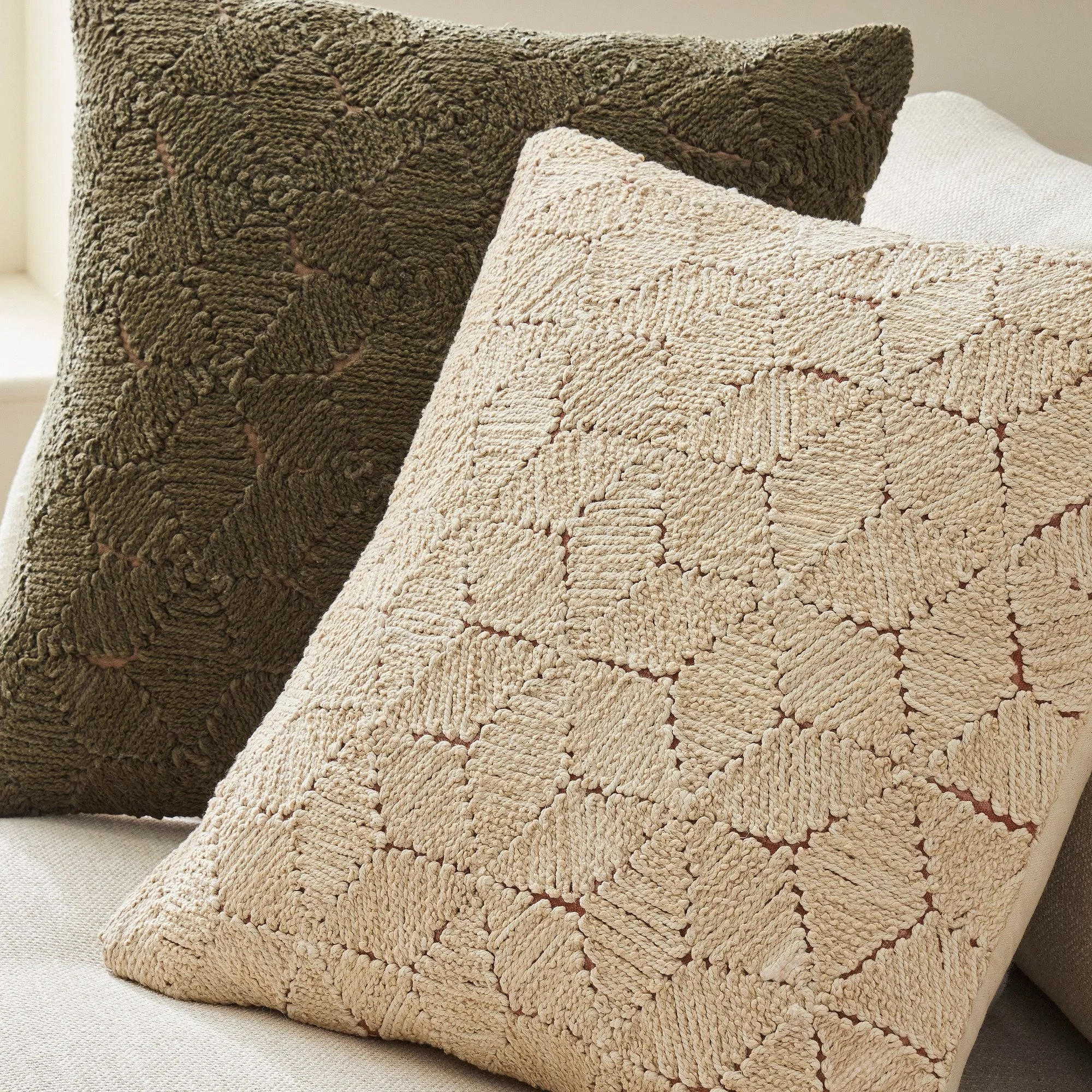 tiled-snowflake-pillow-cover-xl.jpg