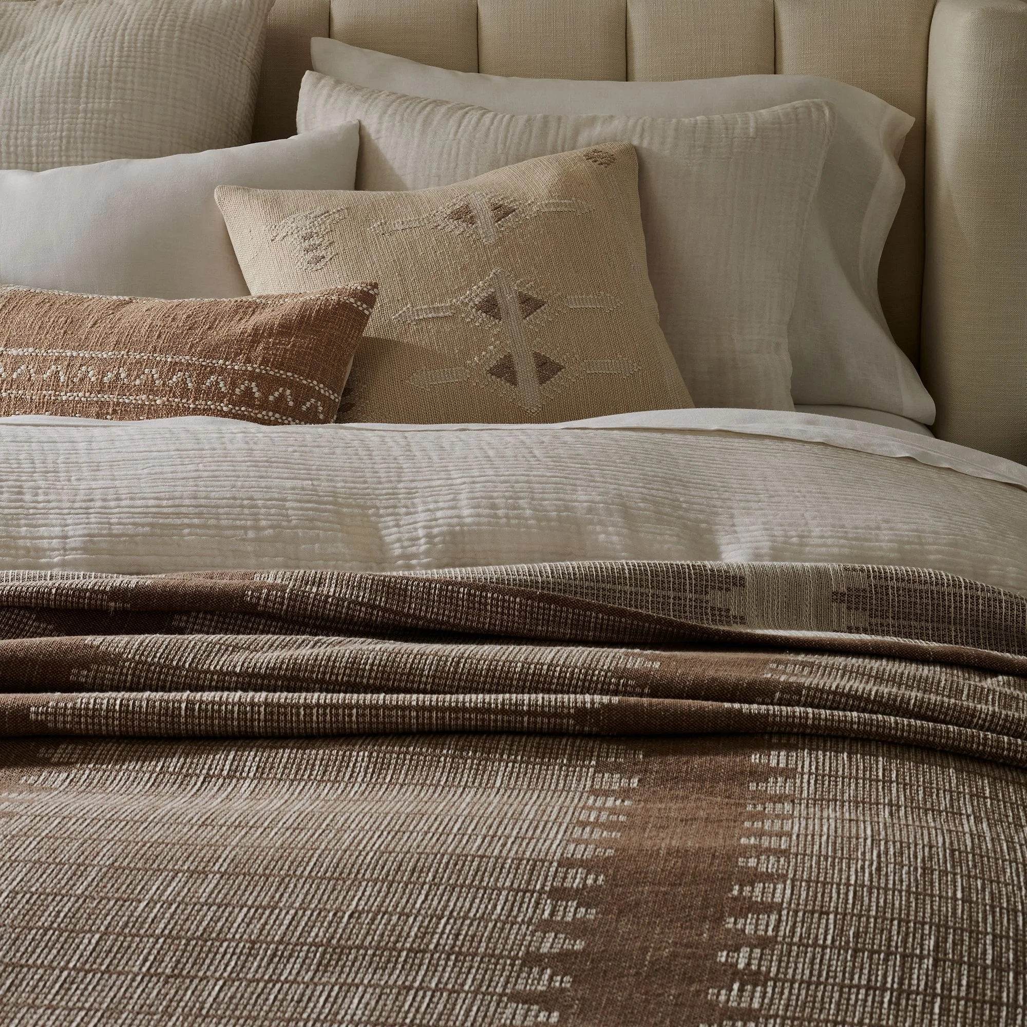 reversible-woven-bed-blanket-xl (4).jpg
