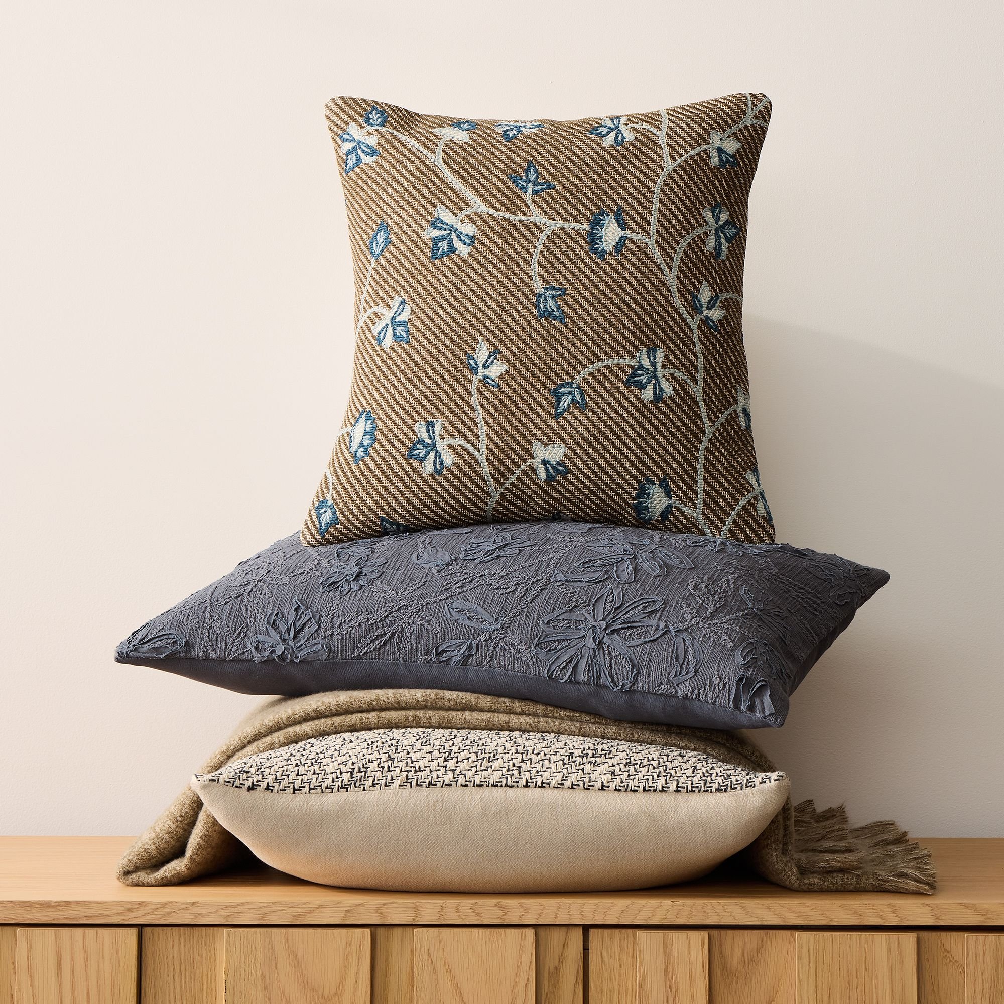 floral-texture-mix-pillow-throw-set-1-xl.jpg