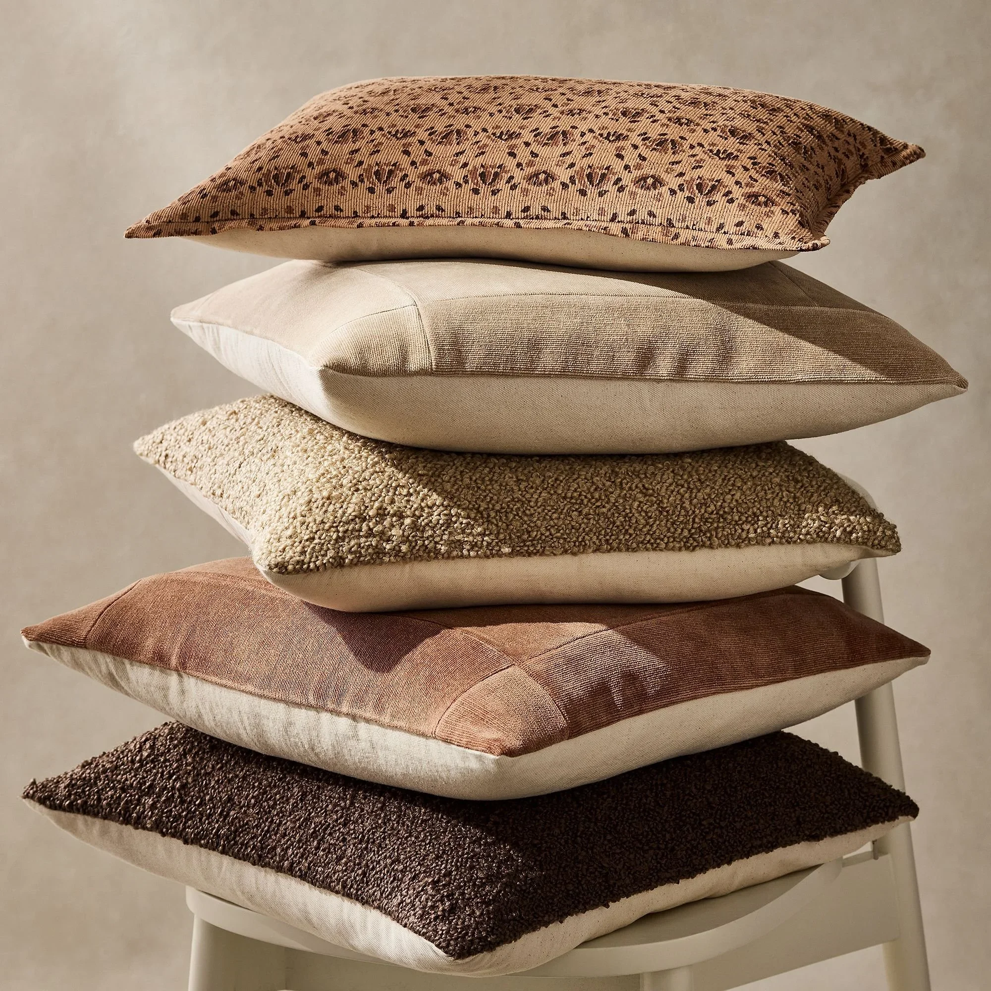patchwork-chenille-pillow-cover-xl+(1)-x.webp