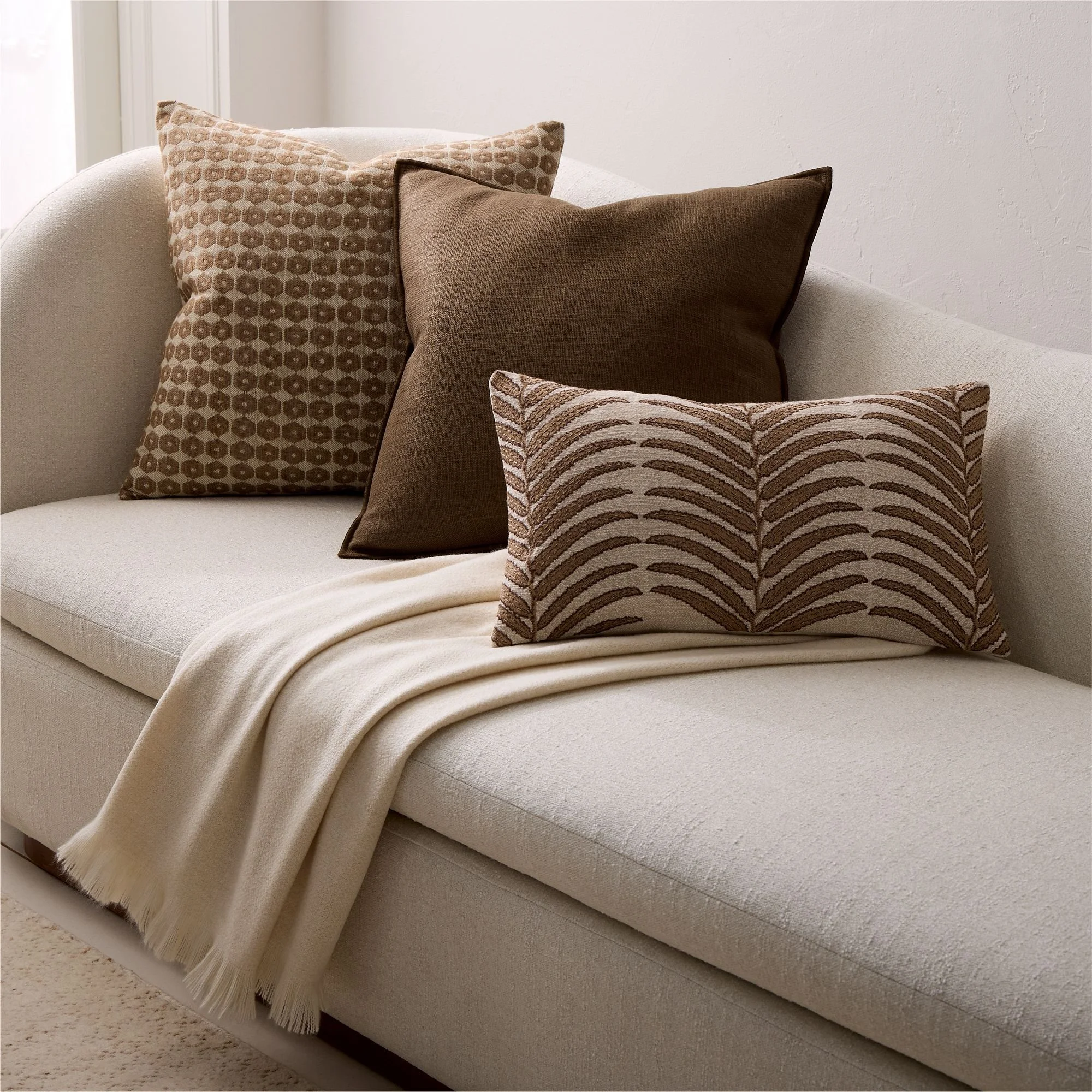 brushed-woven-throw-xl.jpg