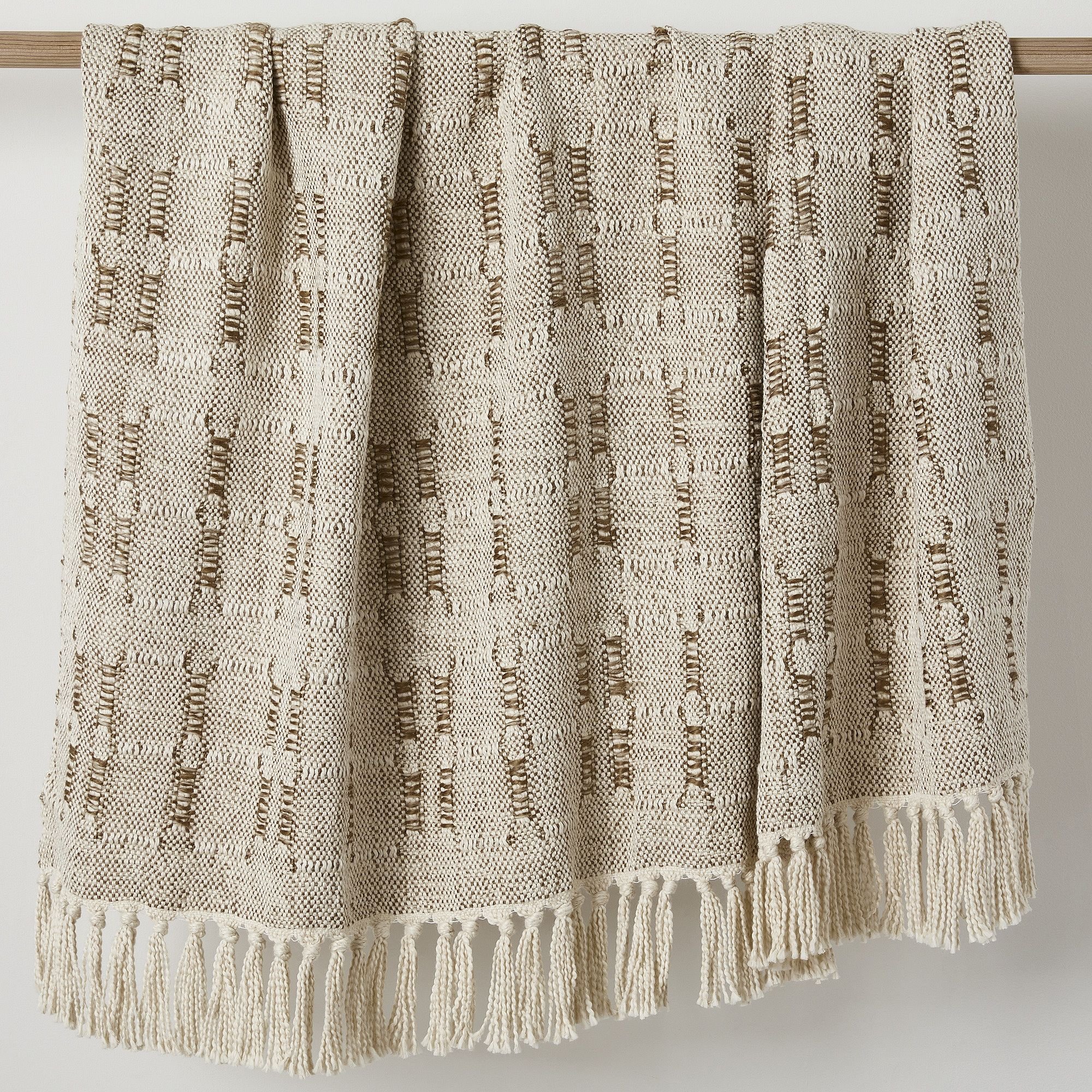 diamondback-linen-pillow-cover-throw-set-xl.jpg