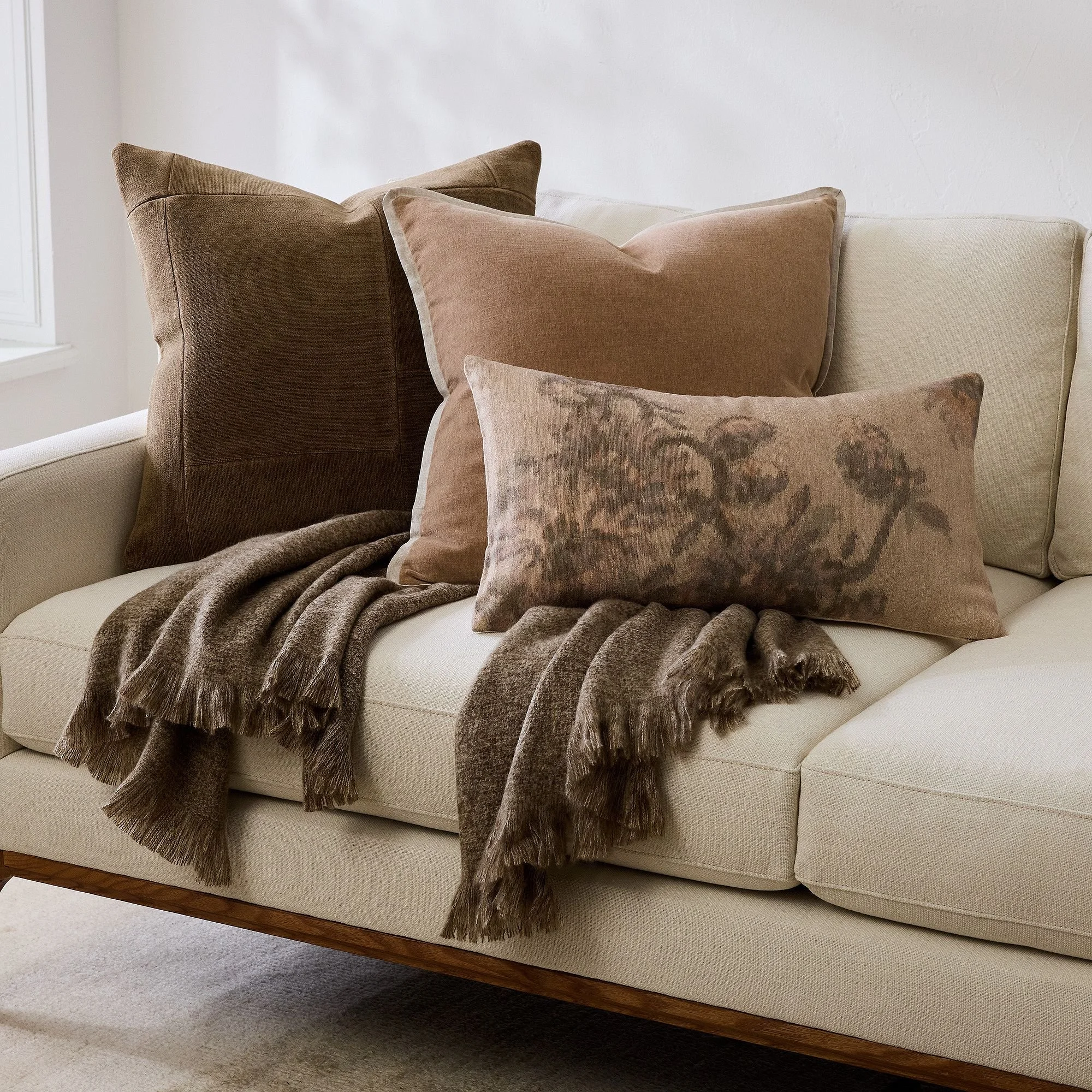 blue-tapestry-pillow-cover-throw-set-2-xl.jpg