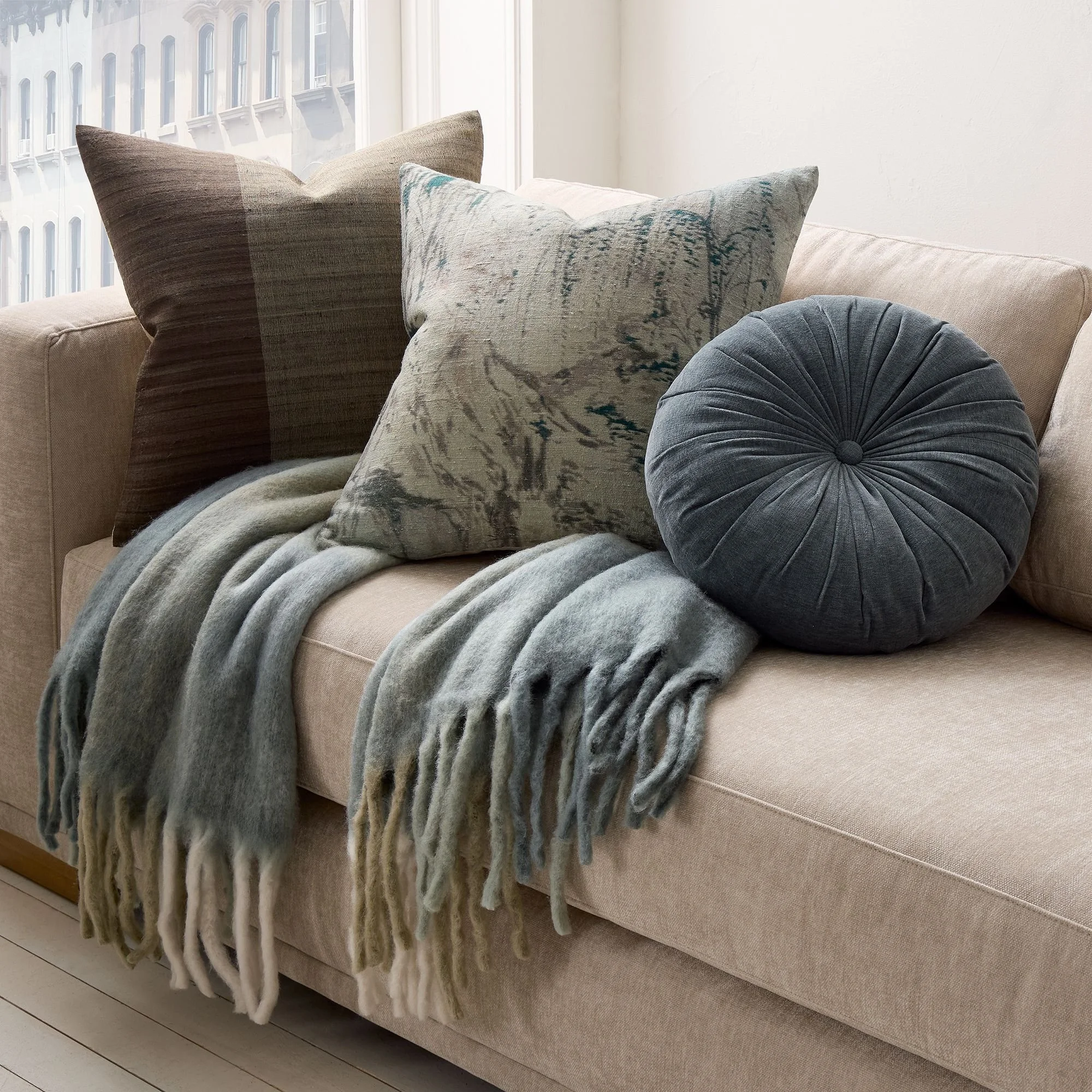 faux-mohair-framed-ombre-throw-xl.jpg