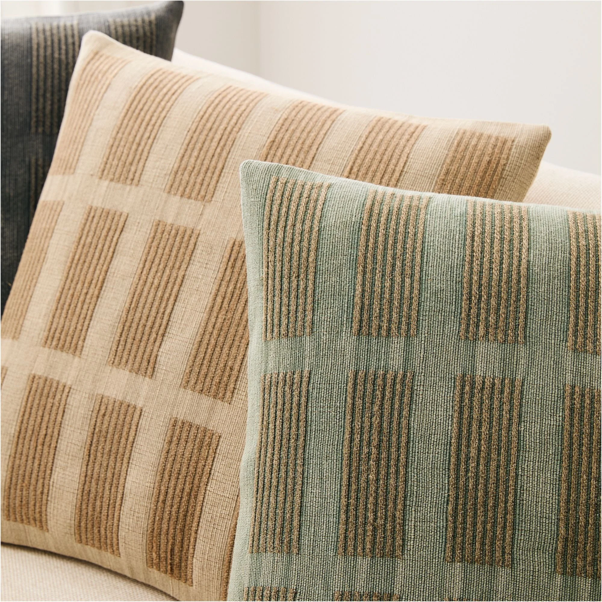 brick-grid-pillow-cover-10-xl (1).jpg