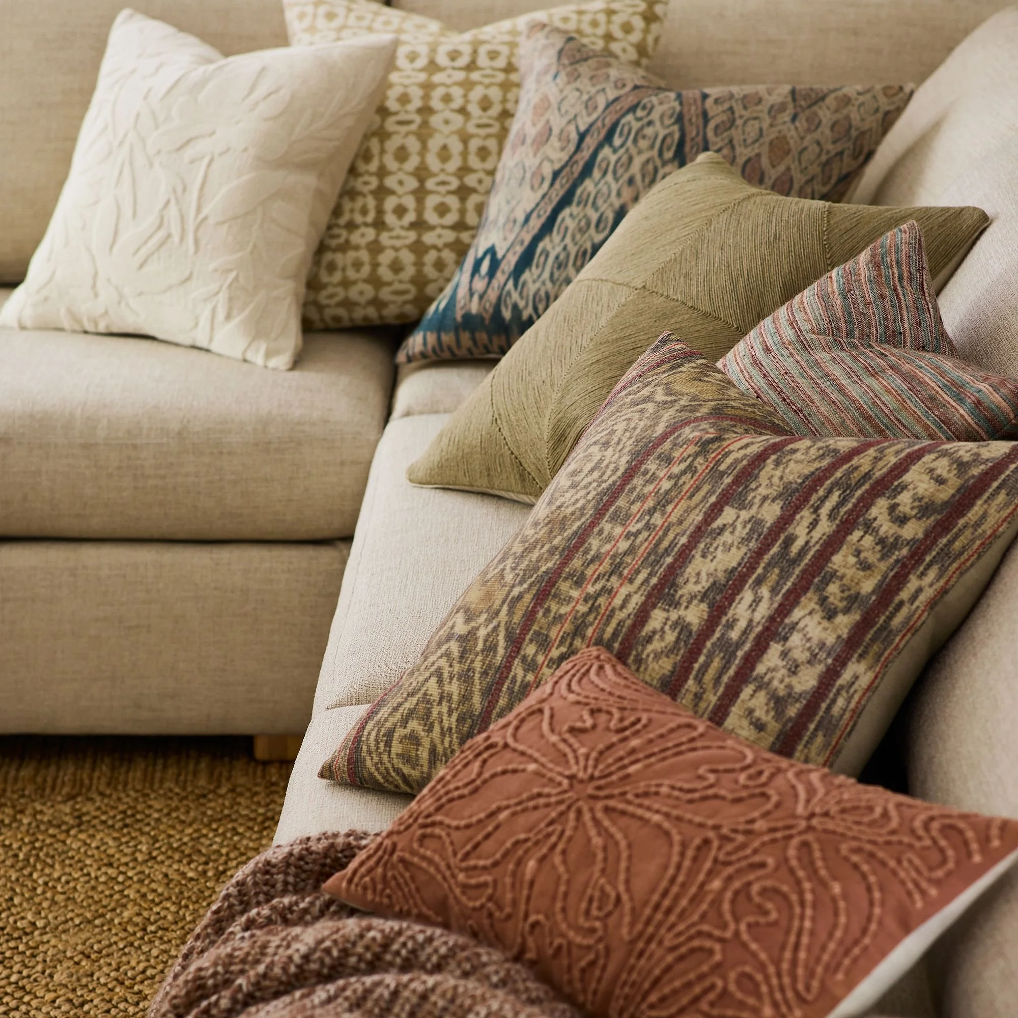 floral-jacquard-pillow-cover-xl.jpg