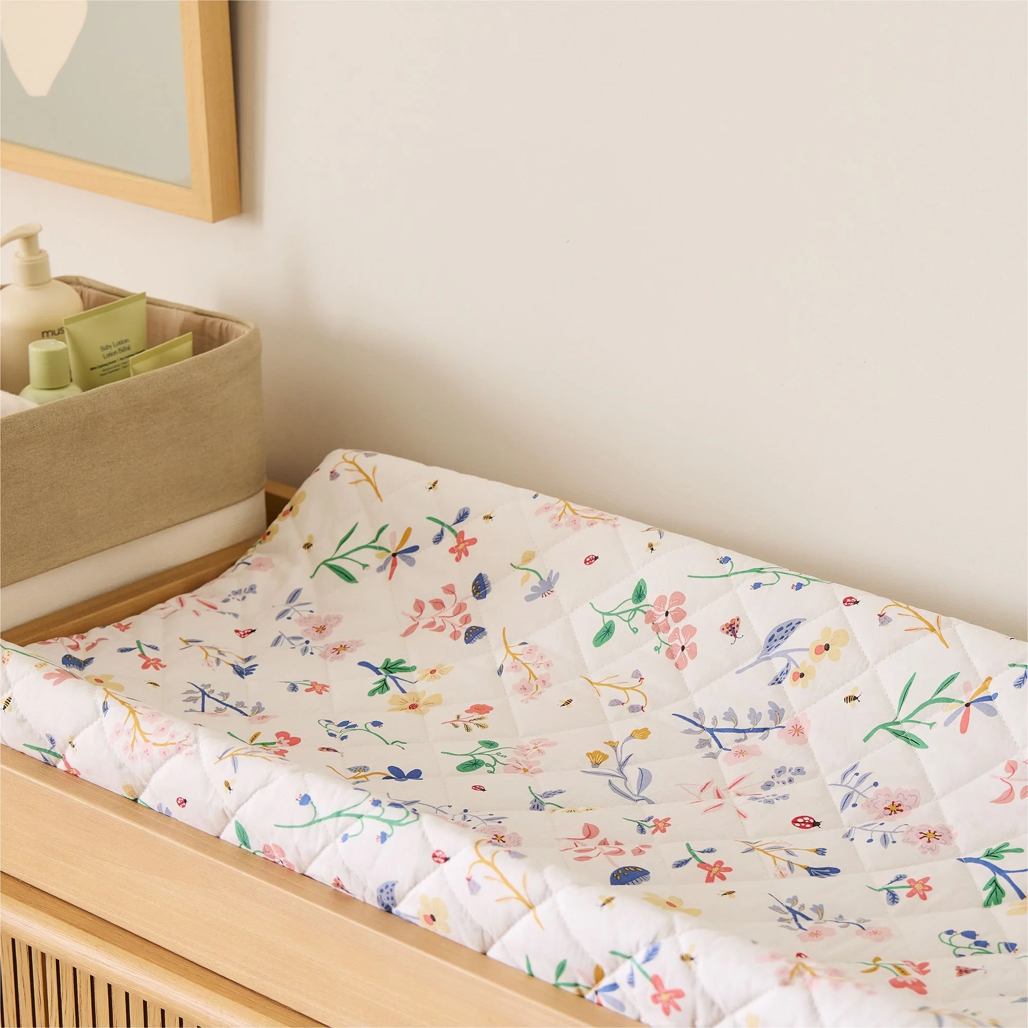 organic-little-garden-floral-changing-pad-cover-xl.jpg