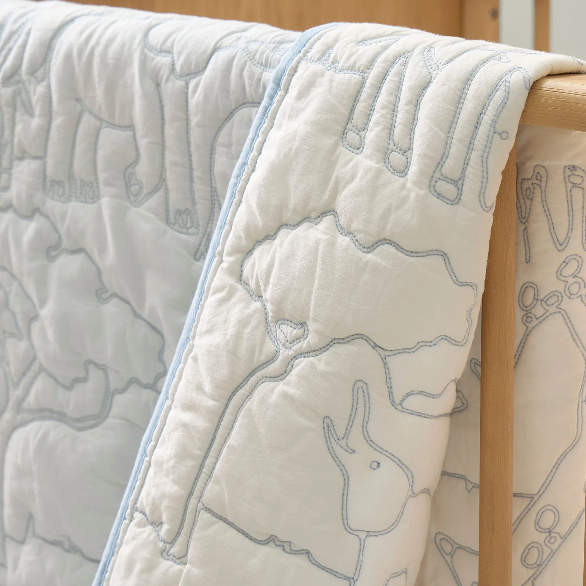 safari-baby-bedding-collection-3-xl.jpg
