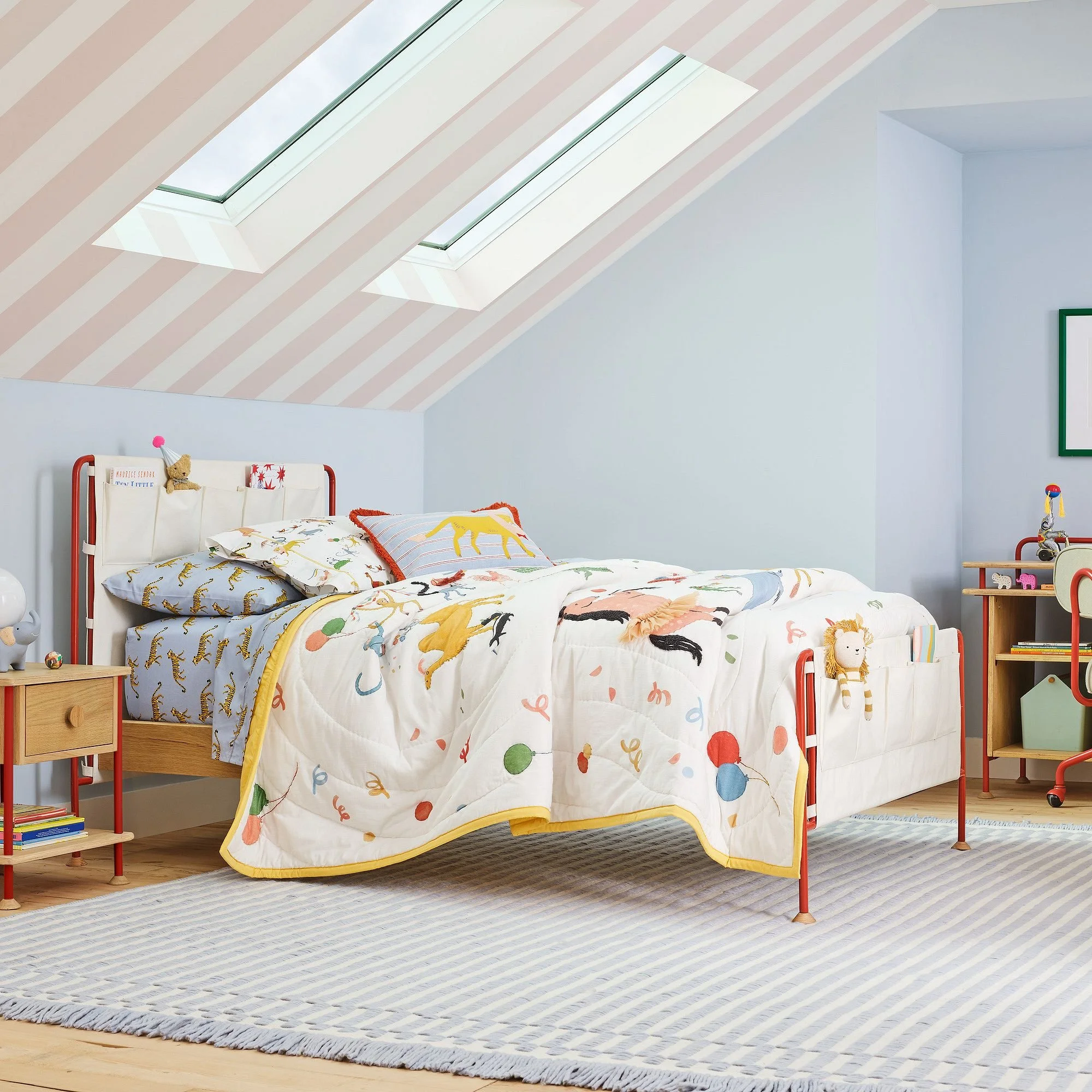 dewey-standard-bed-xl.jpg