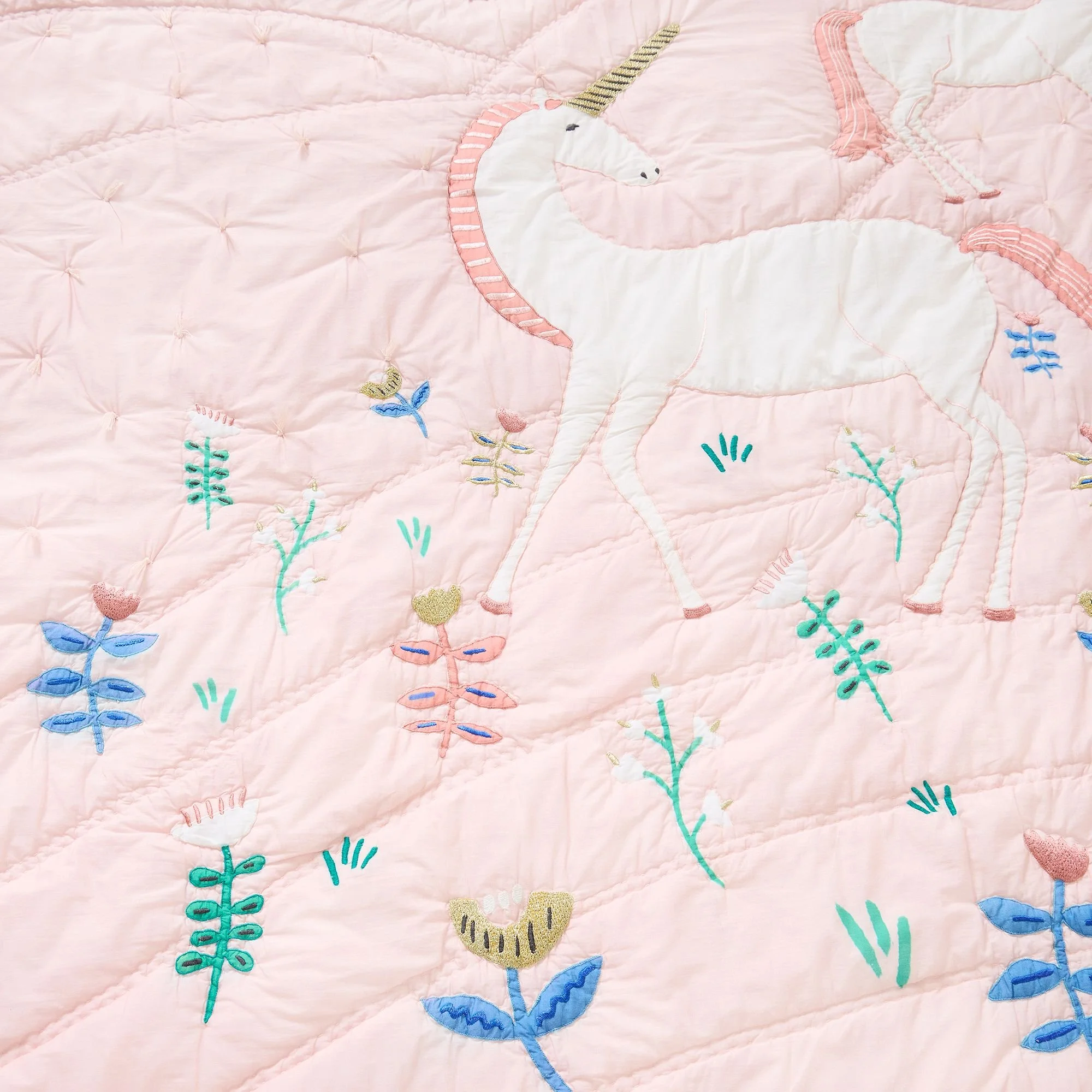 fairytale-unicorn-quilt-shams-xl (2).jpg