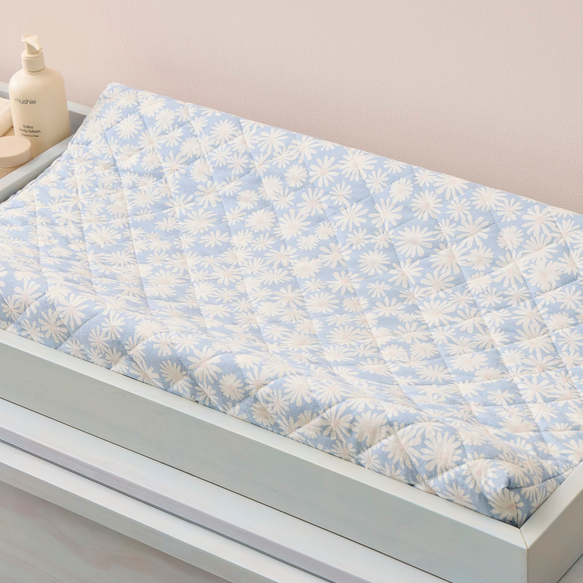 daisy-changing-pad-xl.jpg