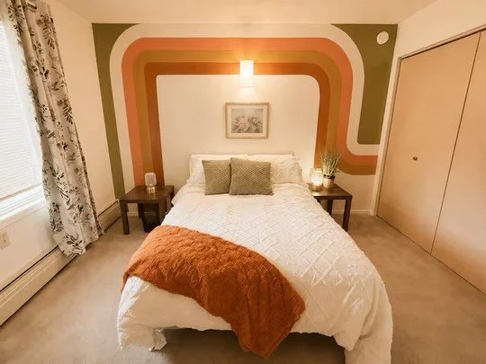 Abbey has a new Airbnb located in the Abbey Villa Apartment Building! Go to the Airbnb website and search up Abbey.