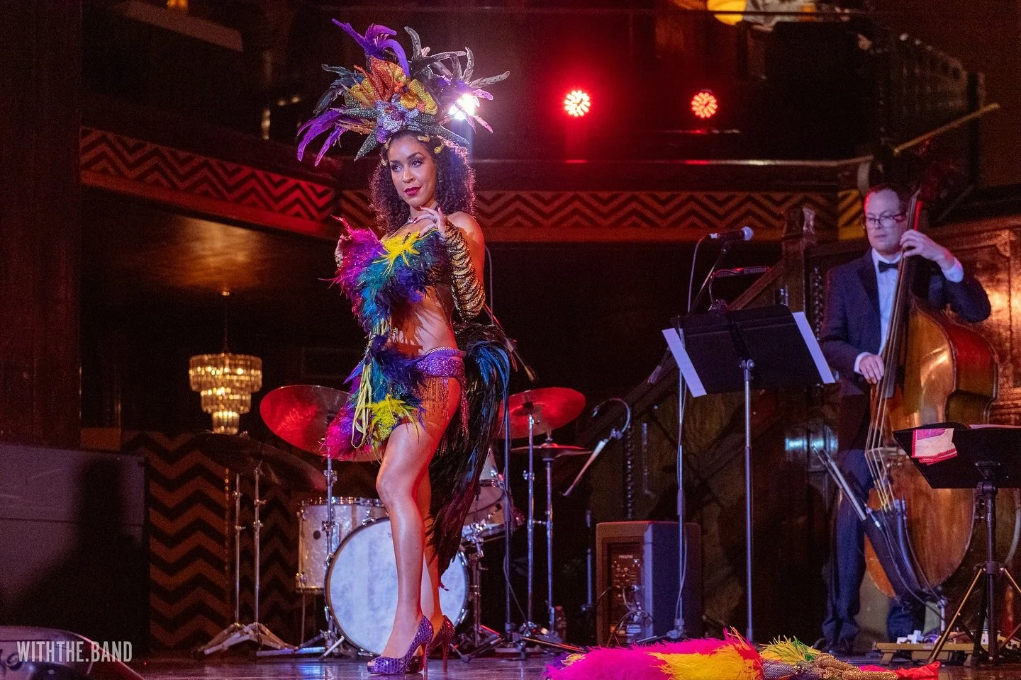 Live captures by @withthe.band from the debut of @reveriecabaret at @cicadarestaurant on Saturday 🫠 #burlesque #cabaret #artdeco #dtla #livejazz #reveriecabaret #showgirls