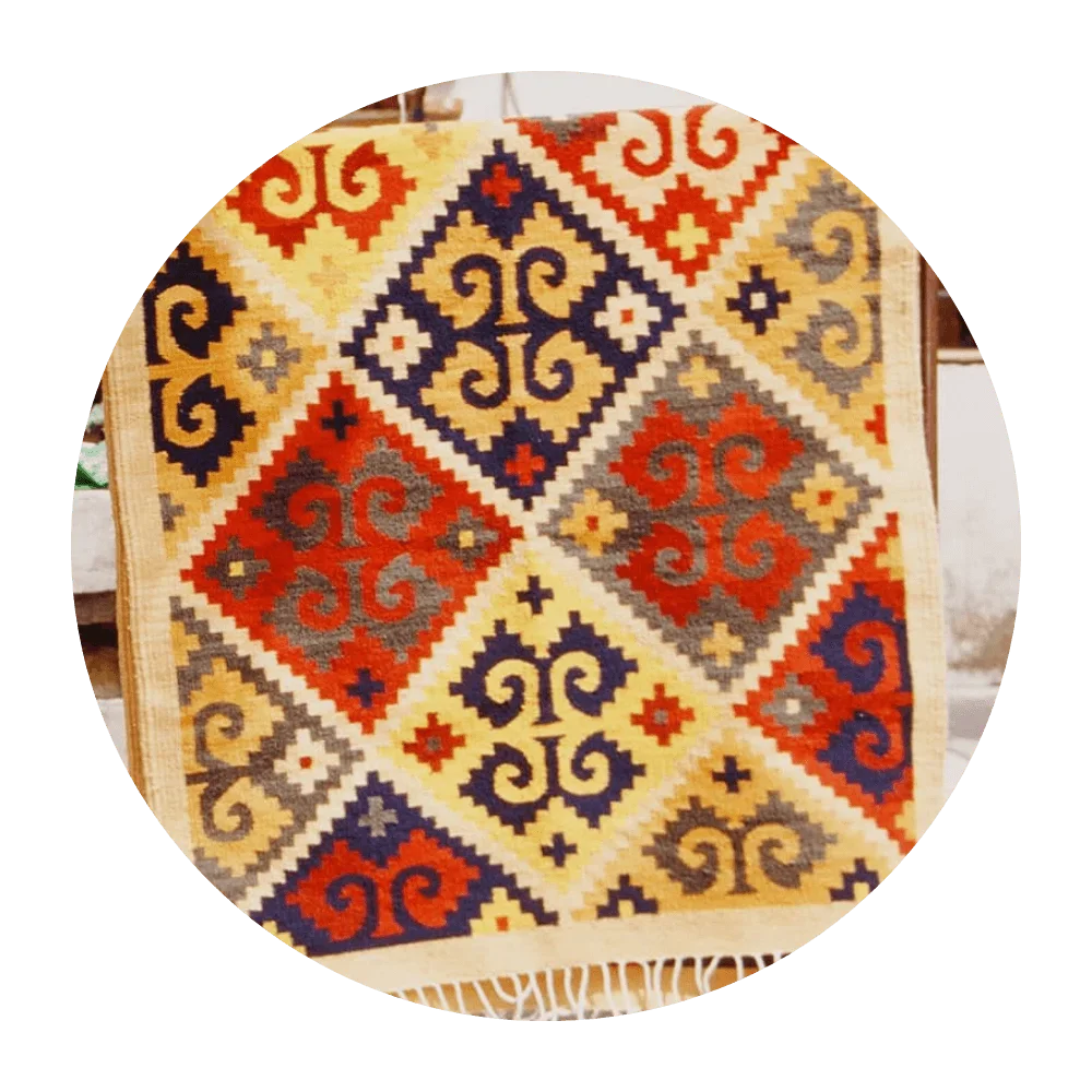 WOVEN RUGS & WALLHANGINGS