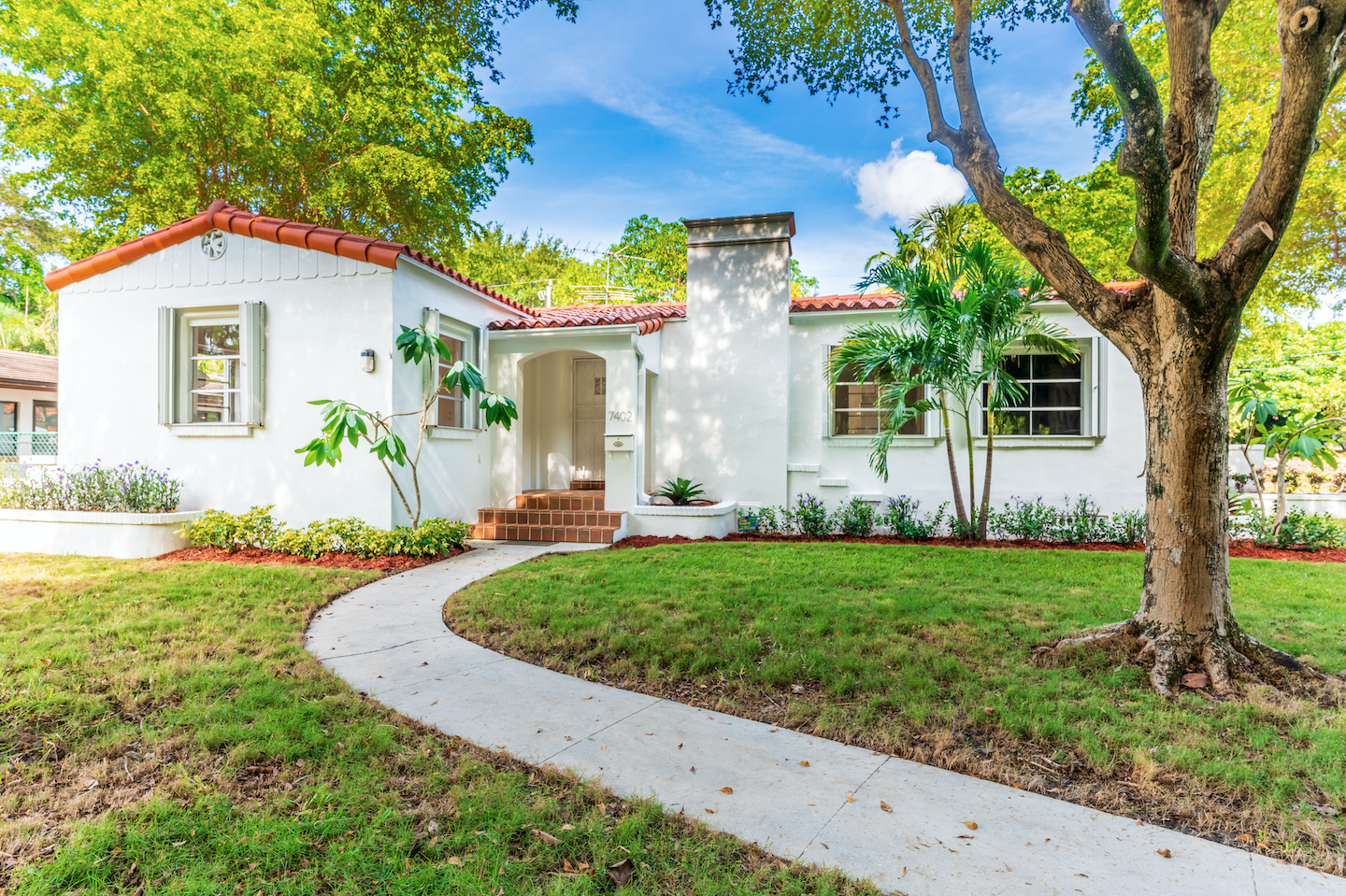 7402 SW 54 Ave, Miami FL., 33143