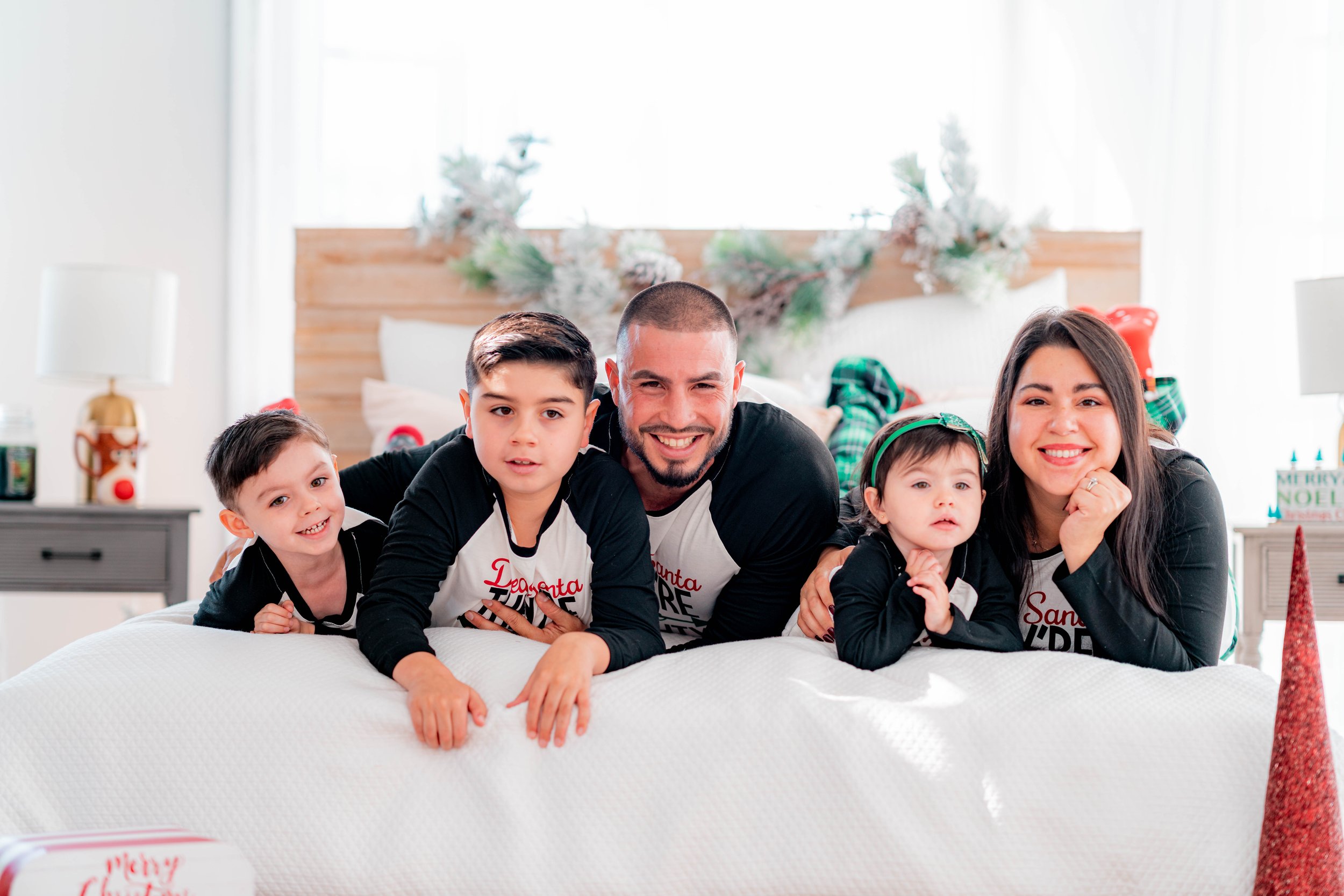 2021 Christmas Holiday Photos-110.jpg