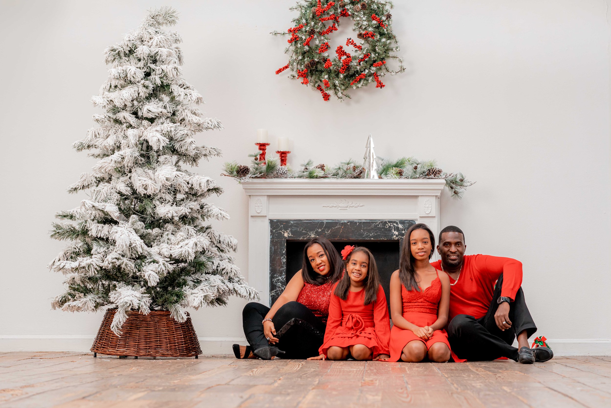 2021 Christmas Holiday Photos-150.jpg