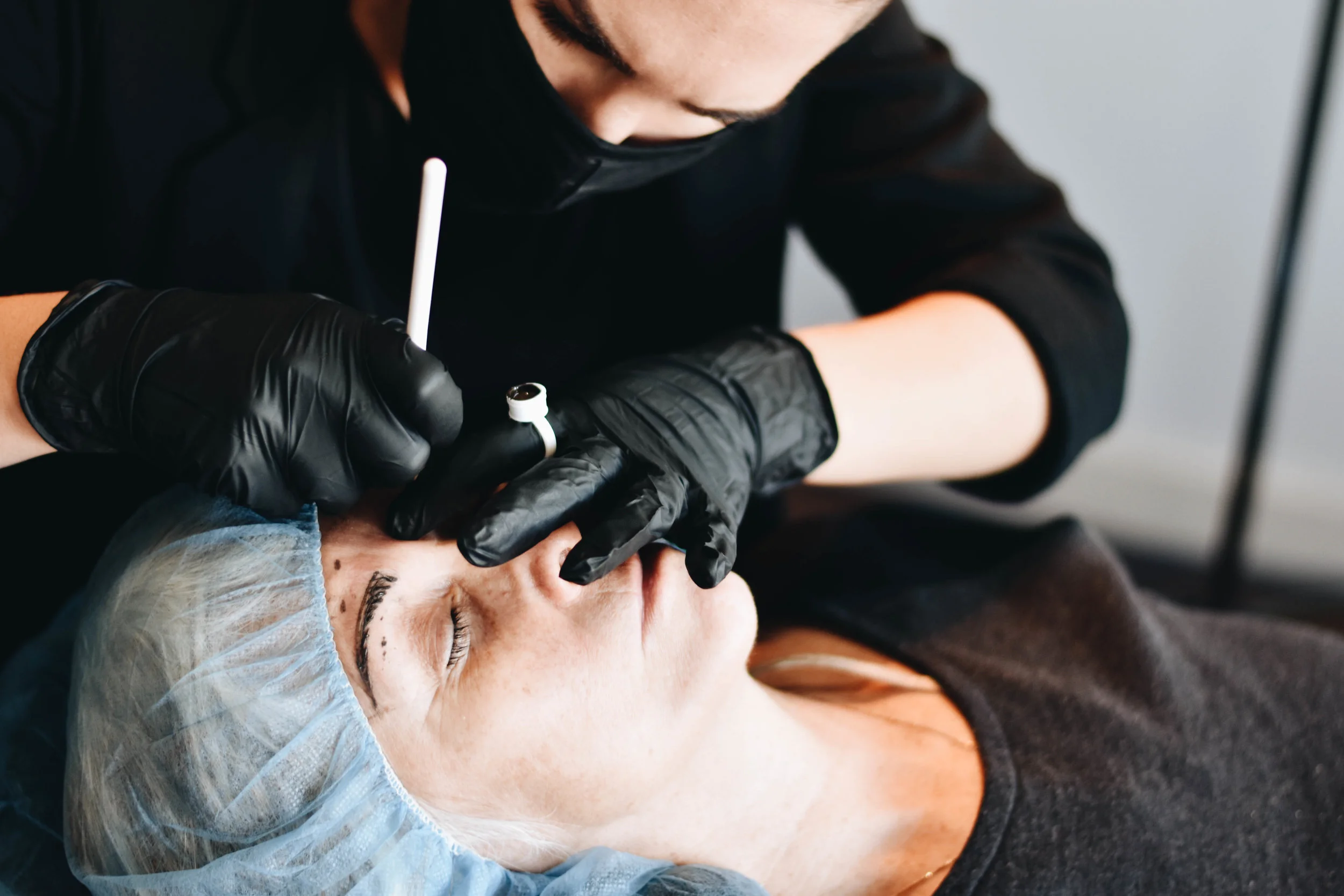 covet-artistry-kelowna-microblade-eyebrows