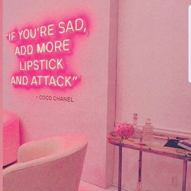 Feeling sad? Just add lipstick!💄💋 ________________________________
#wednesdaywisdom
&bull;
&bull;
&bull;
&bull;
&bull;
&bull;
#lipstick #makeup #qotd #mua #makeupinspo #glowup #quote #fashion #style #iconic #styleicon #blog #instaquote #bloggerunde
