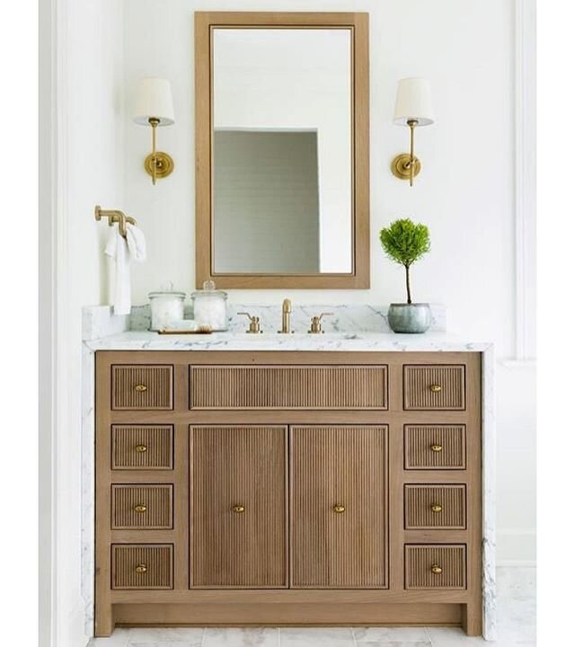 I&rsquo;m looking for an alternative to the shaker style in a kitchen and came across these fluted cabinets on this vanity unit in a bathroom by Dana Walters Interiors which are👌🏻| Imagination caps on now as I want to put this detail on kitchen doo