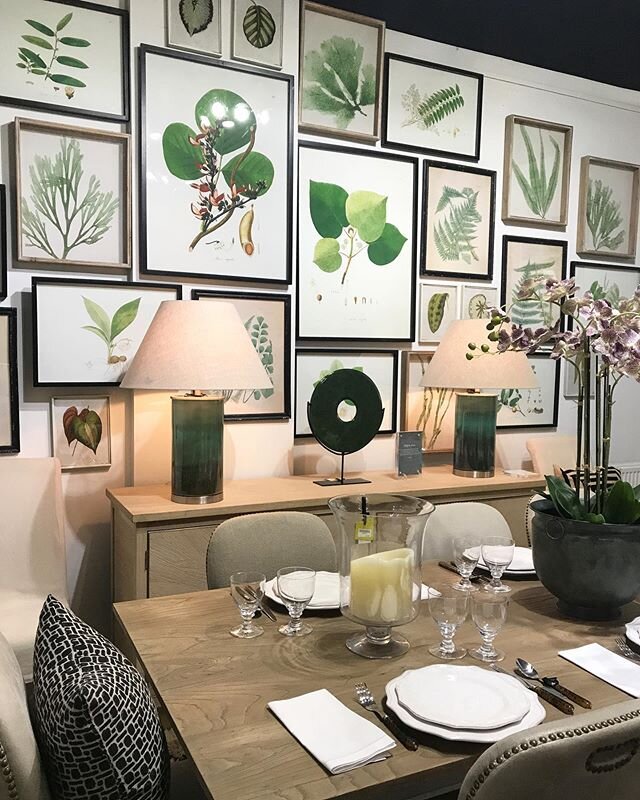 Maybe one too many pictures here but the concept is great and loving the combination of greens 👌🏻 There&rsquo;s nothing better than a plant print to freshen up a space, especially for the not so green fingered to feel closer to nature