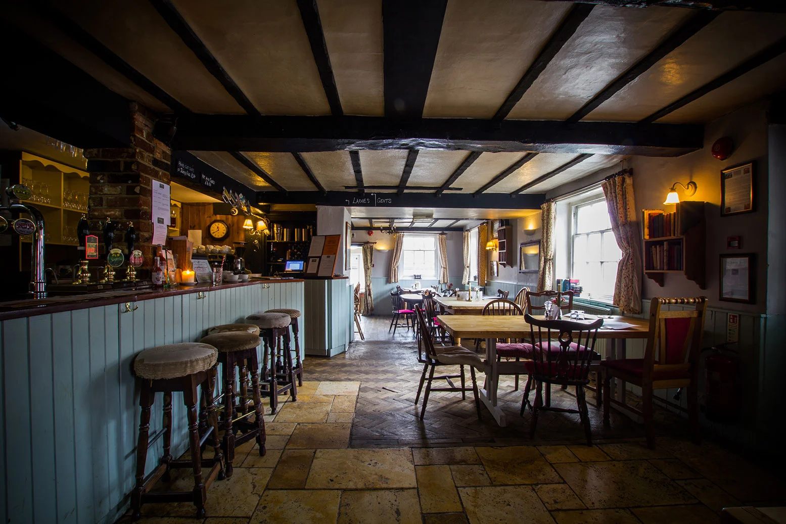 BakersArms-0749_web.jpg