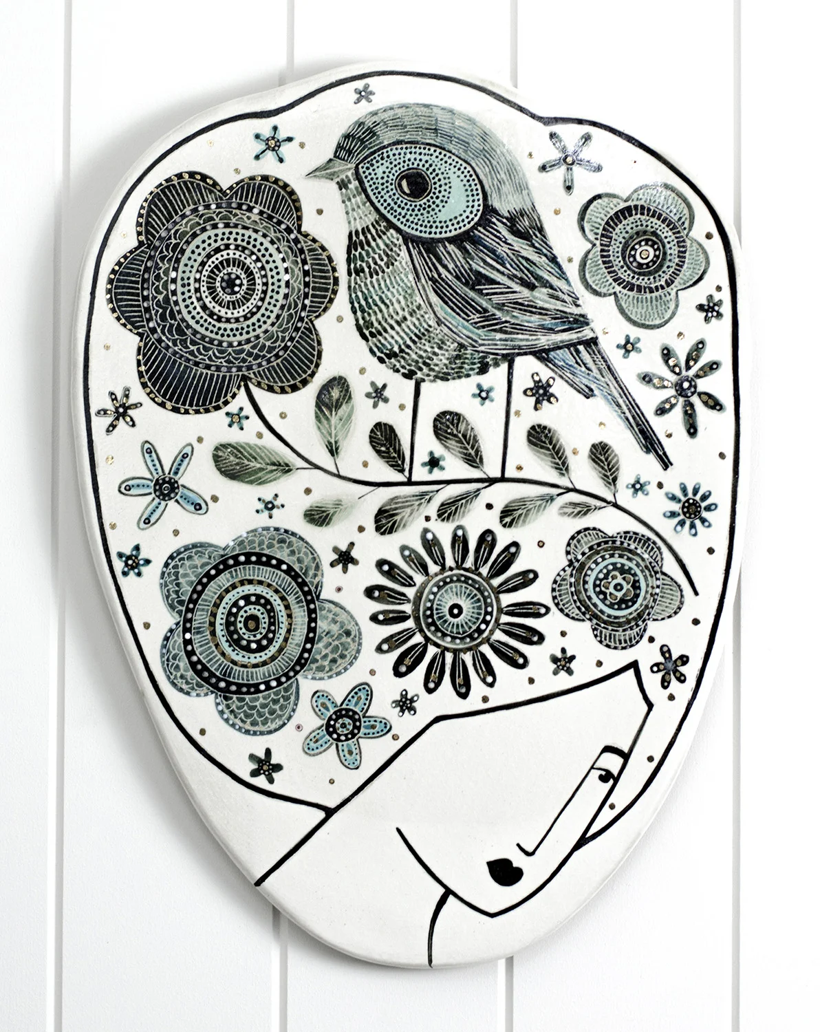 Figure with Bird and Flora with Lustre 7628