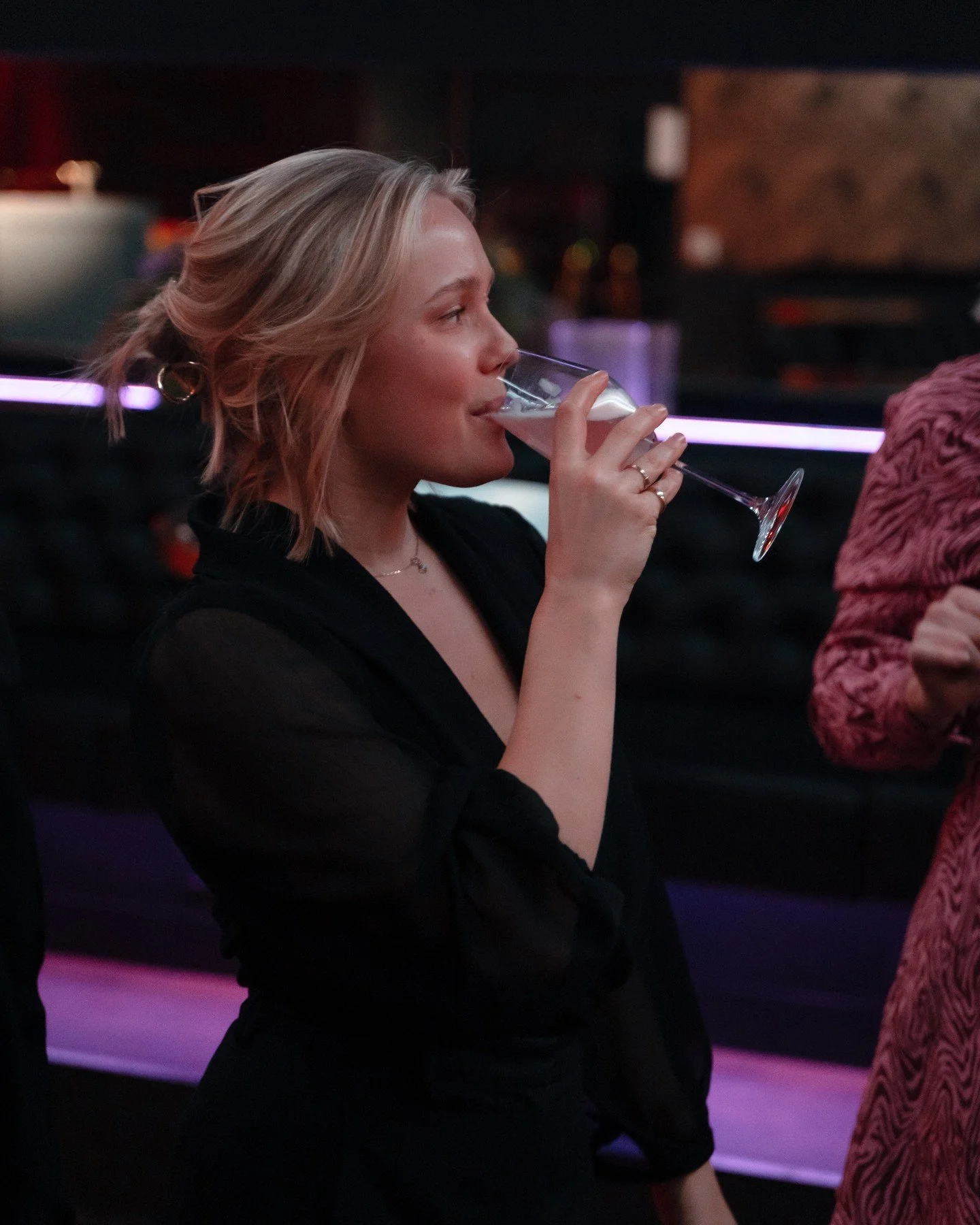 Ukas første åpningsdag er her 💗 Kom innom for deilig mat, freshe drinker og en helt nydelig stemning 🍸
Vi sees! Bord kan bookes via link i bio.
#ba3 #restaurantoslo #oslo #visitoslo #frogner #byoslo