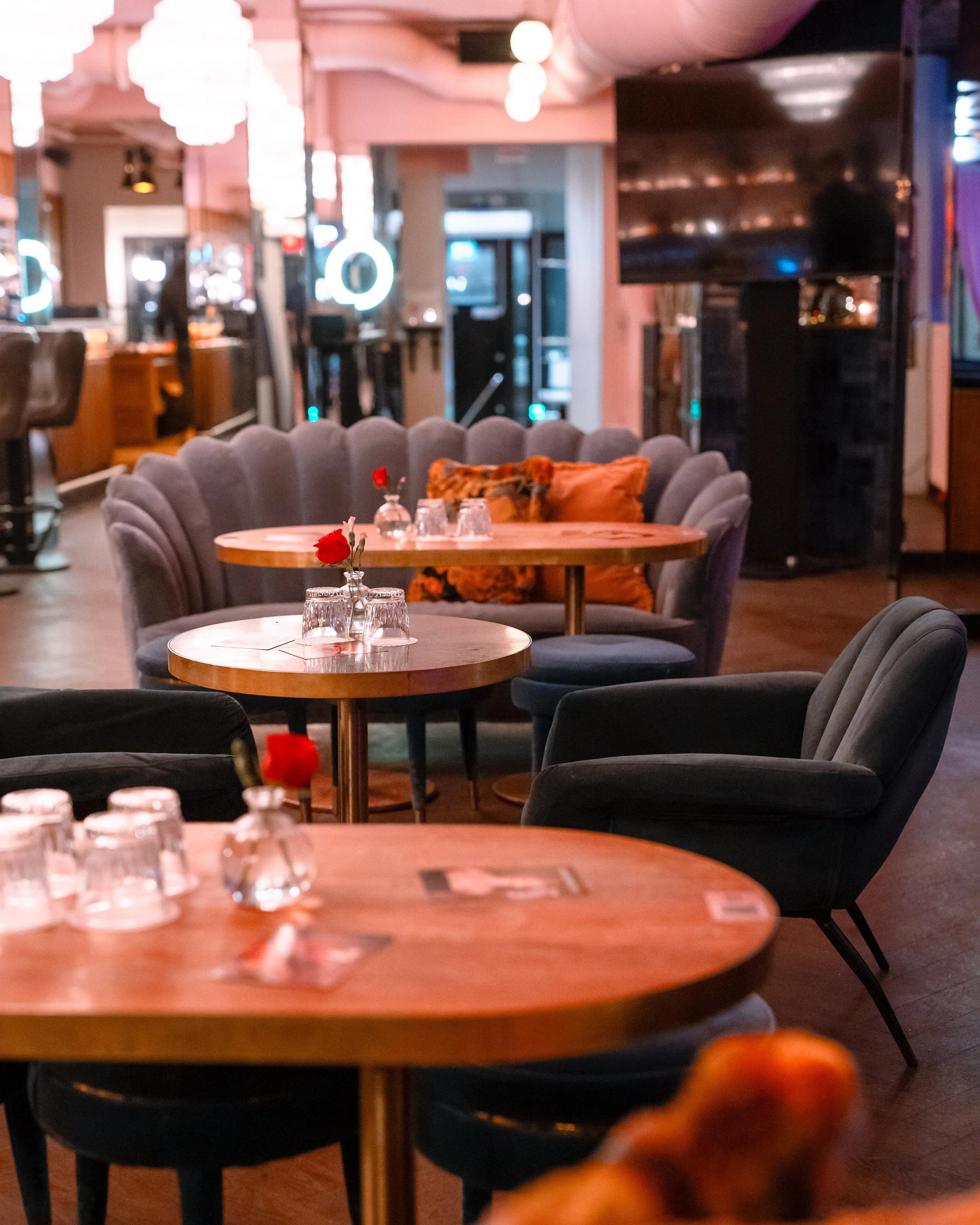 Loungeområdet – et naturlig sted å samles før eller etter middagen.